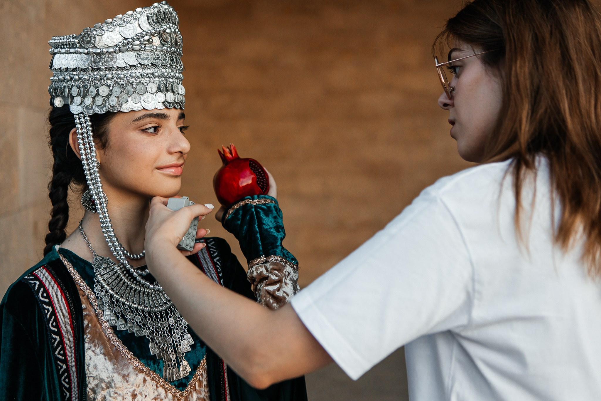 Современный взгляд на армянский костюм. Семейный и свадебный фотограф Ростове-на-Дону