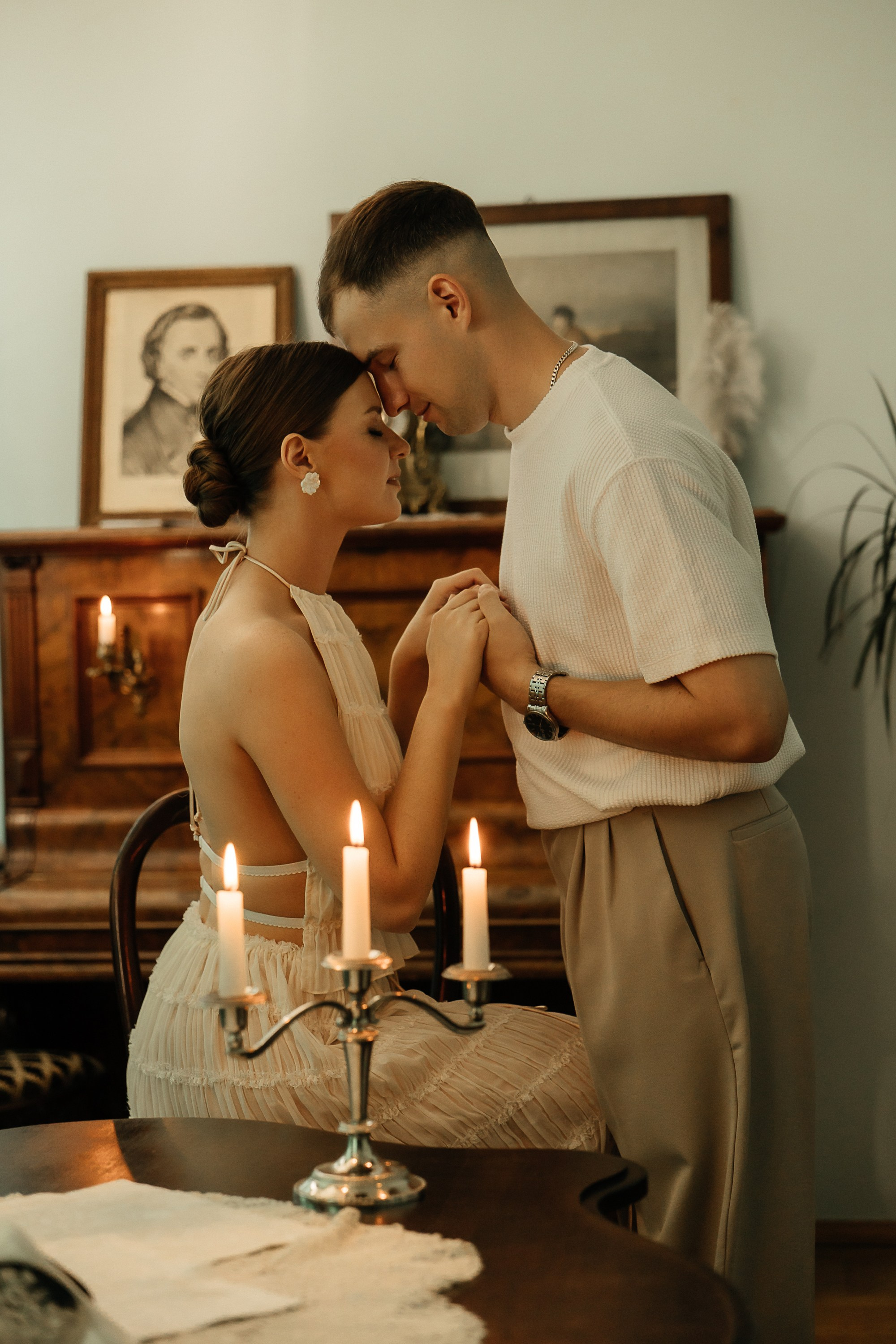 Свадьба в ретро-квартире. Свадебный и семейный фотограф Виолетта Сидельникова. Краснодар, Россия, Беларусь, Европа