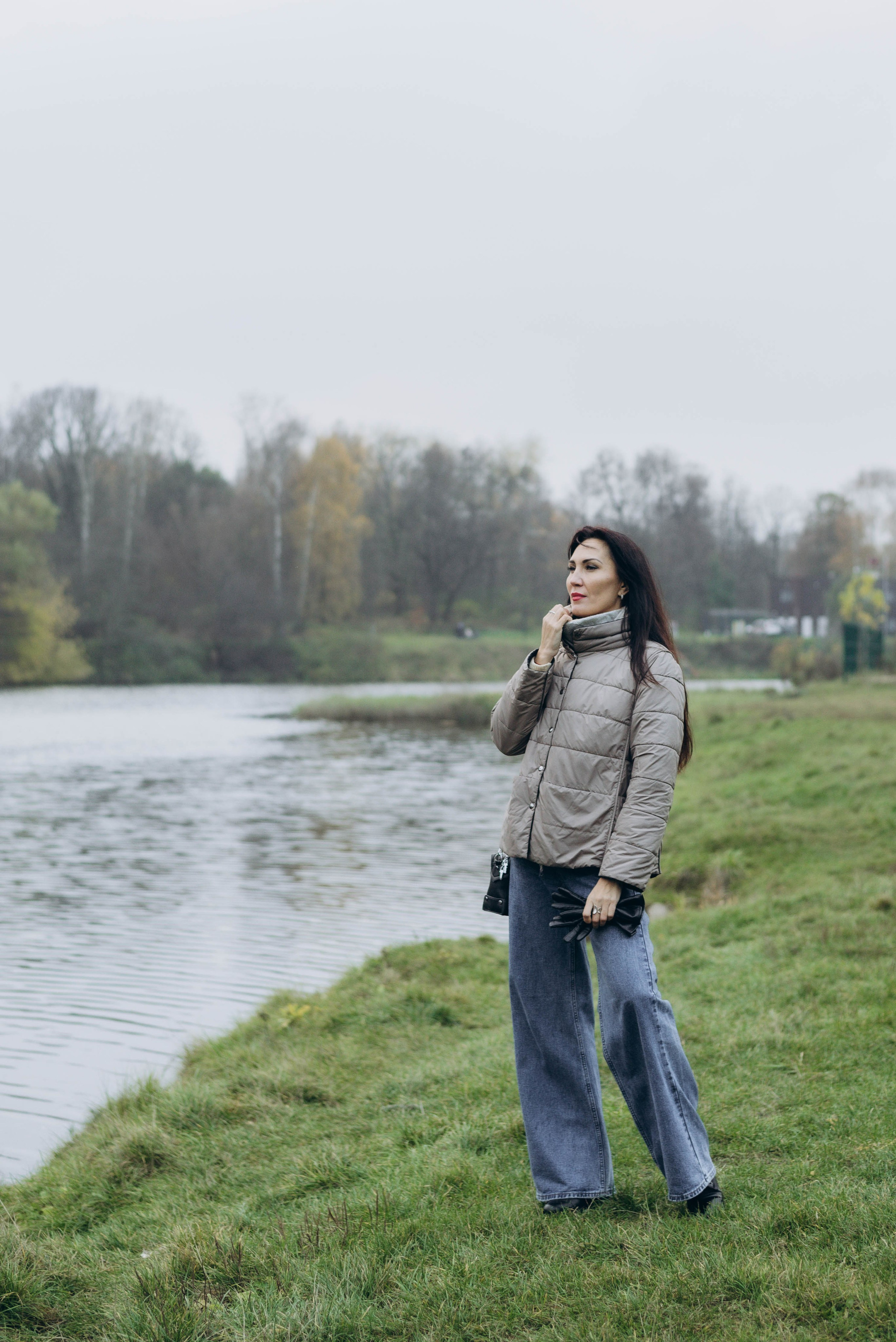 Прогулочная фотоссесия для девушки в парке. Семейный фотограф в Железнодорожном Масаева Елена