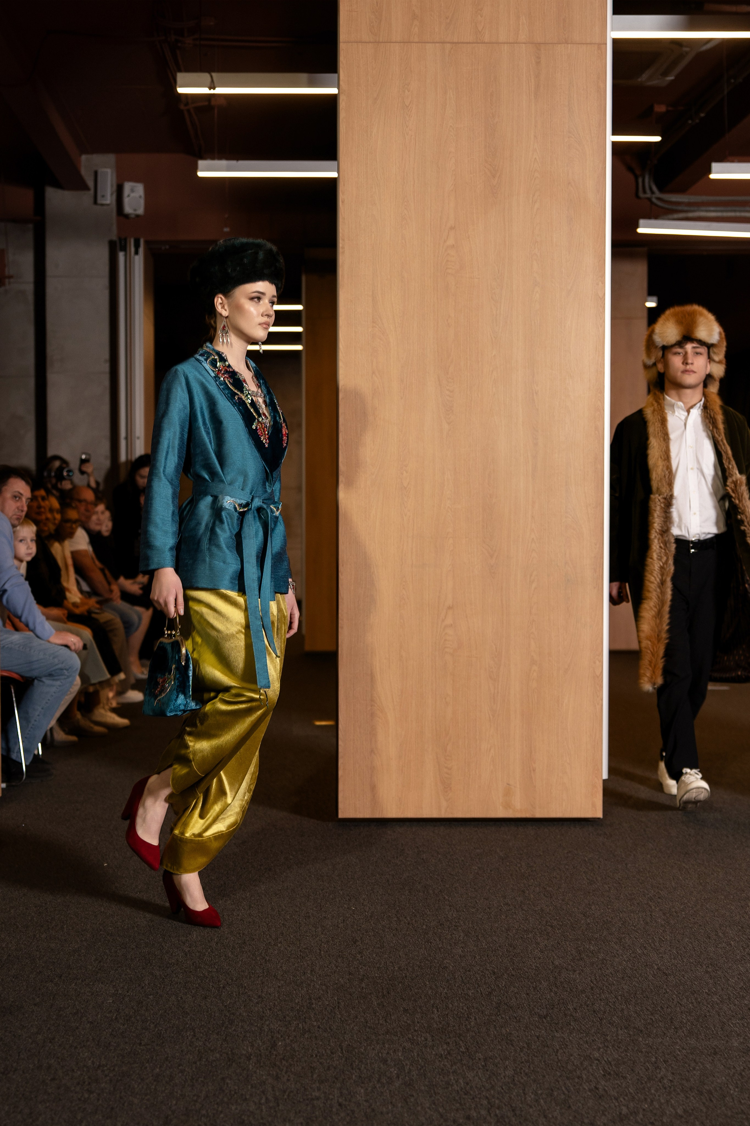 Brand Gulnur Atelier. Сайт Алматинского НЮ АРТ, будуар и фэшн фотографа Дениса Карпенко