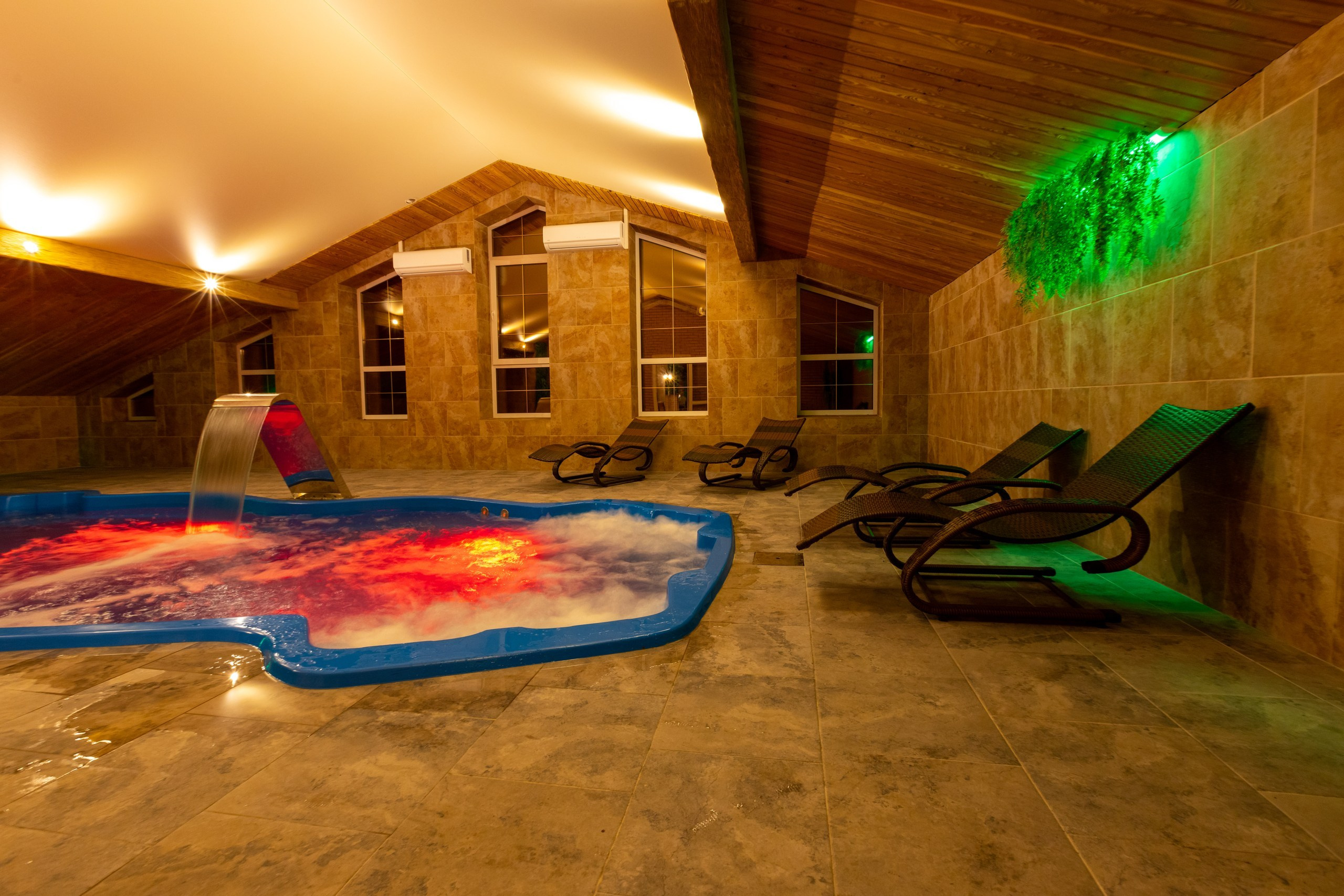 Большая Тросна вечером и новый бассейный комплекс. Фотограф в Туле Крупский АнДРей. Фотостудия «КАДР71» в Туле