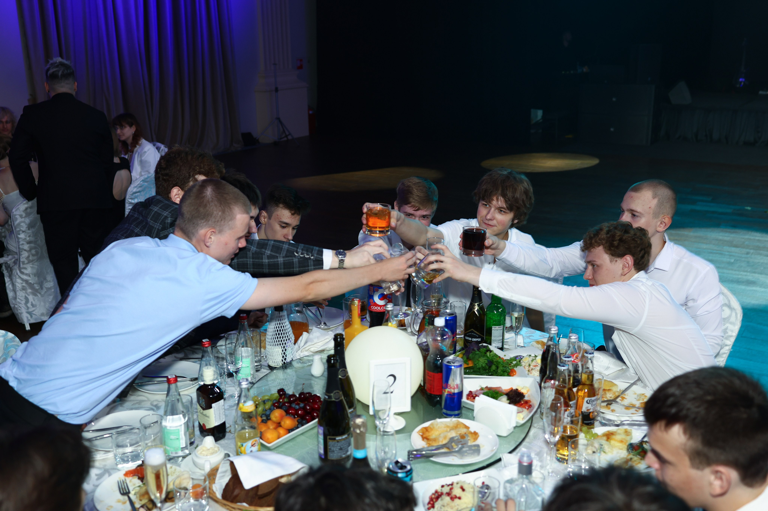 Выпускные. Главная