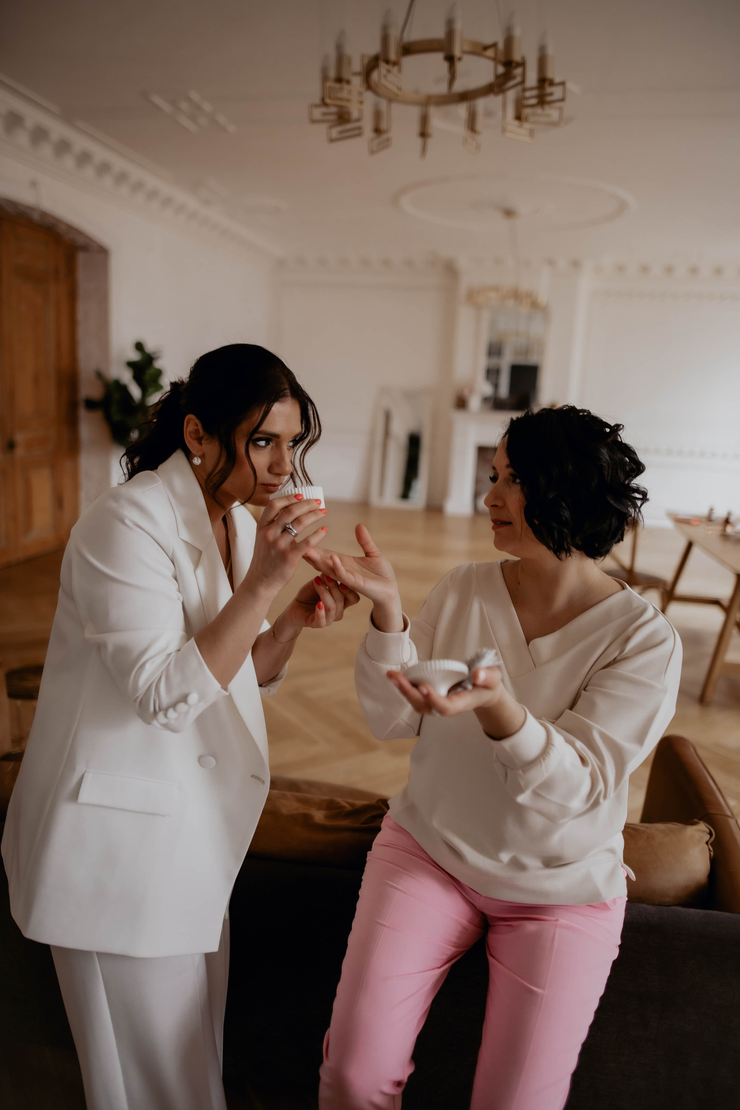 Ирина и Неля: бизнесвумен арома продукции. Фотограф Veronika Potaseva