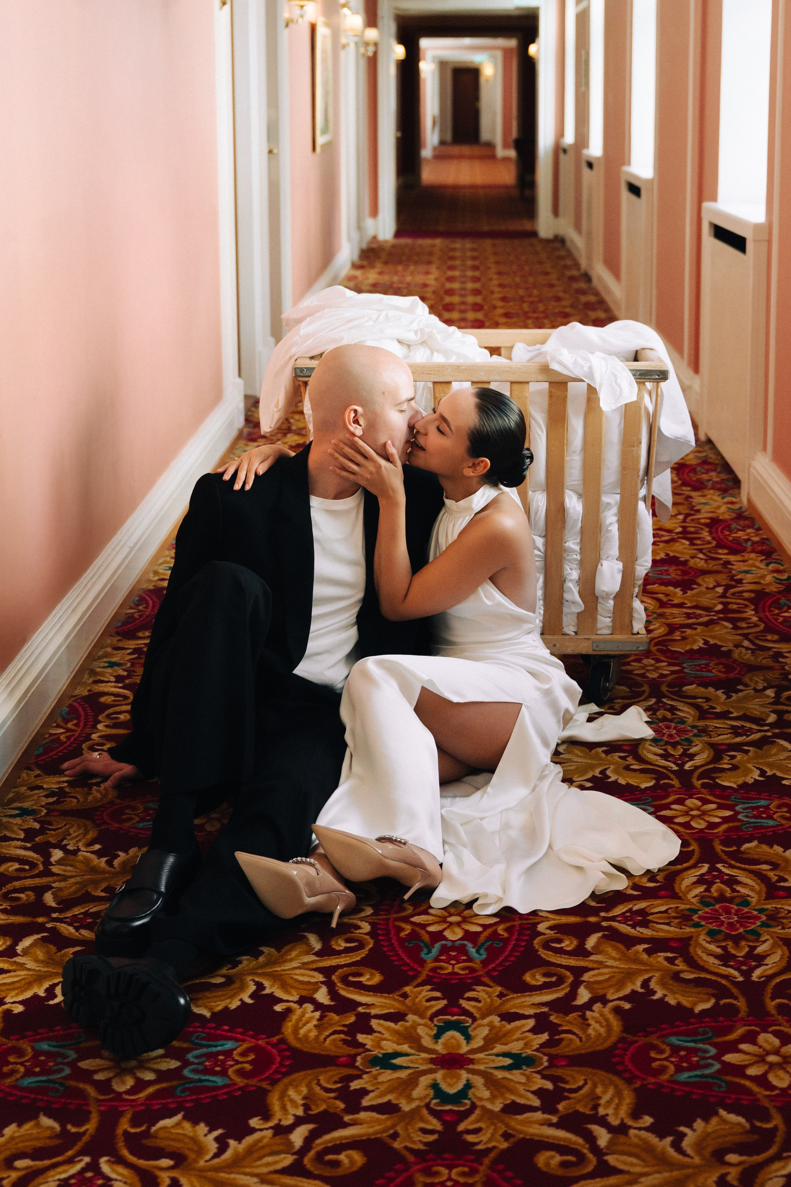 Вова и Лиза. Питер. Гранд Отель Европа, 1 дворец бракосочетания и особняк Мясникова. Свадебный фотограф Катерина Чулкова