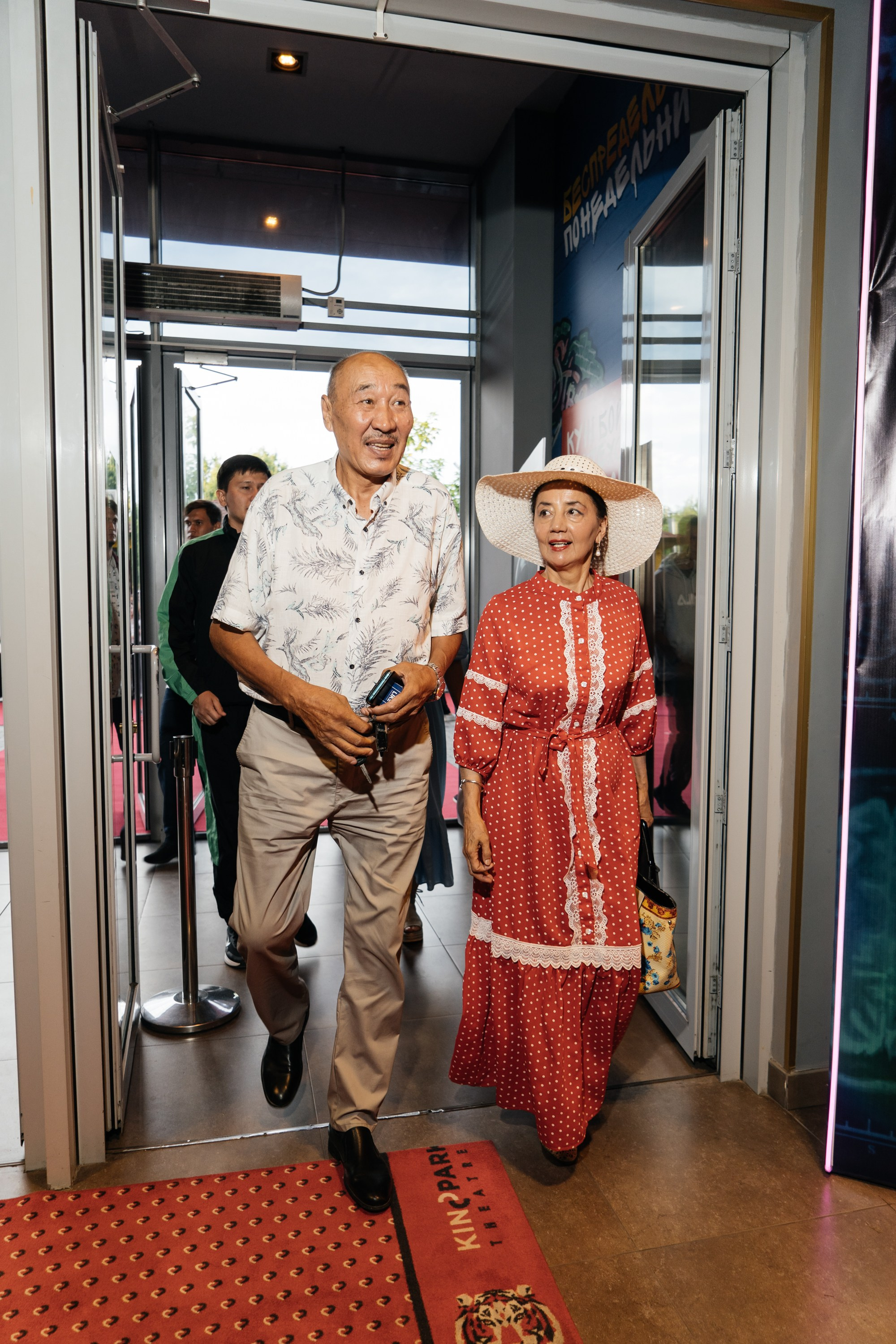 Kino park. Свадебный фотограф алматы Шожебаев Кайрат