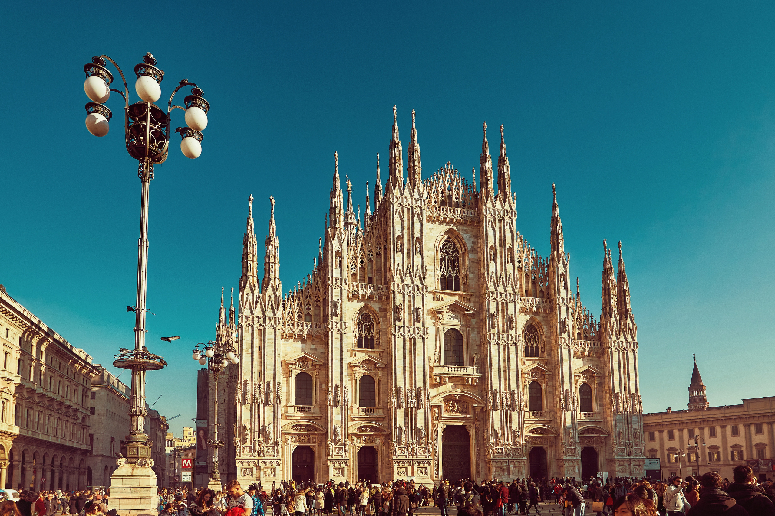 Миланский собор Duomo di Milano или базилика Собор Рождества Девы Марии, архитектор Simone da Orsenigo
