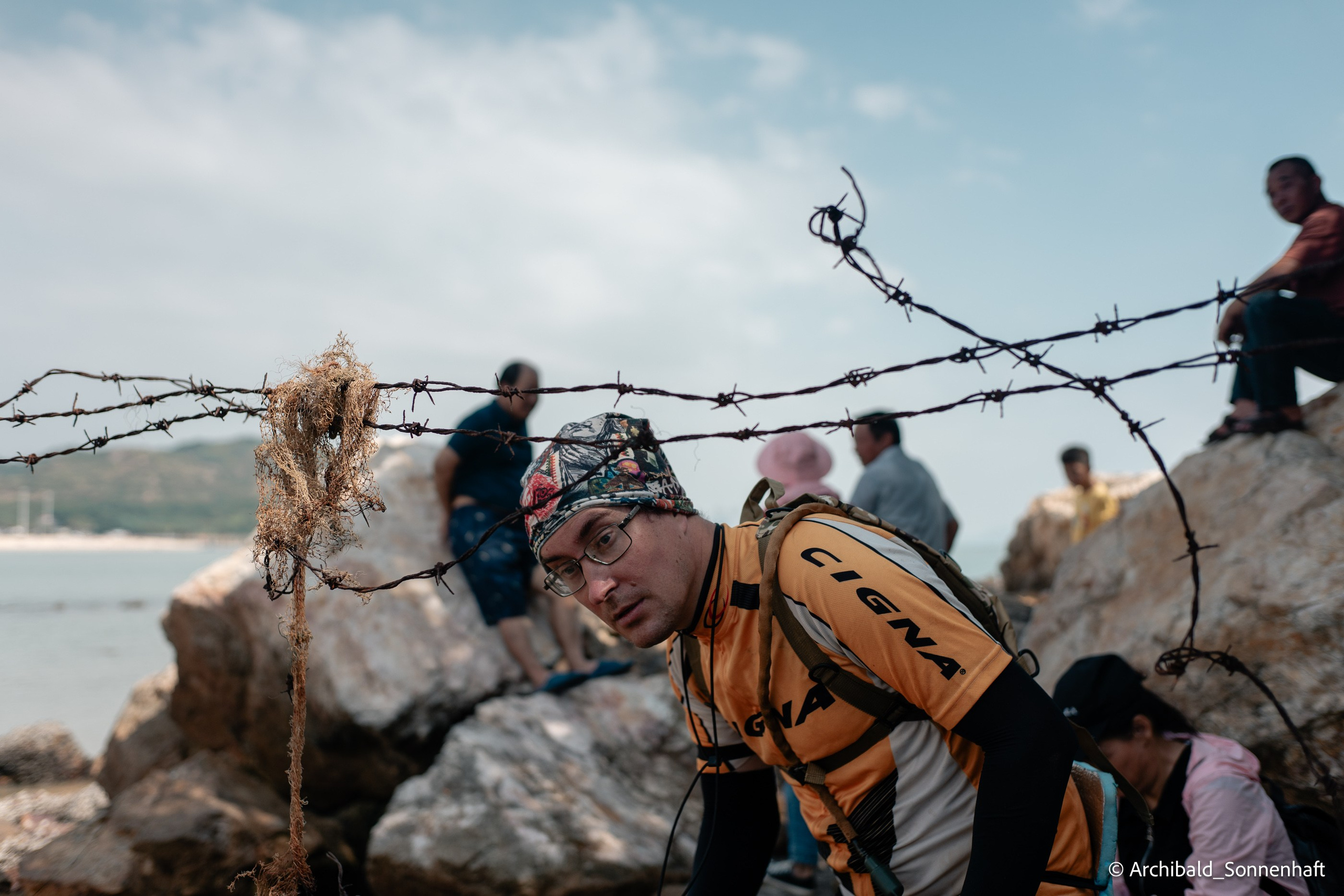 Kayaking in Huizhou, China. Photographer in Guangzhou, China. Archibald Sonnenhaft