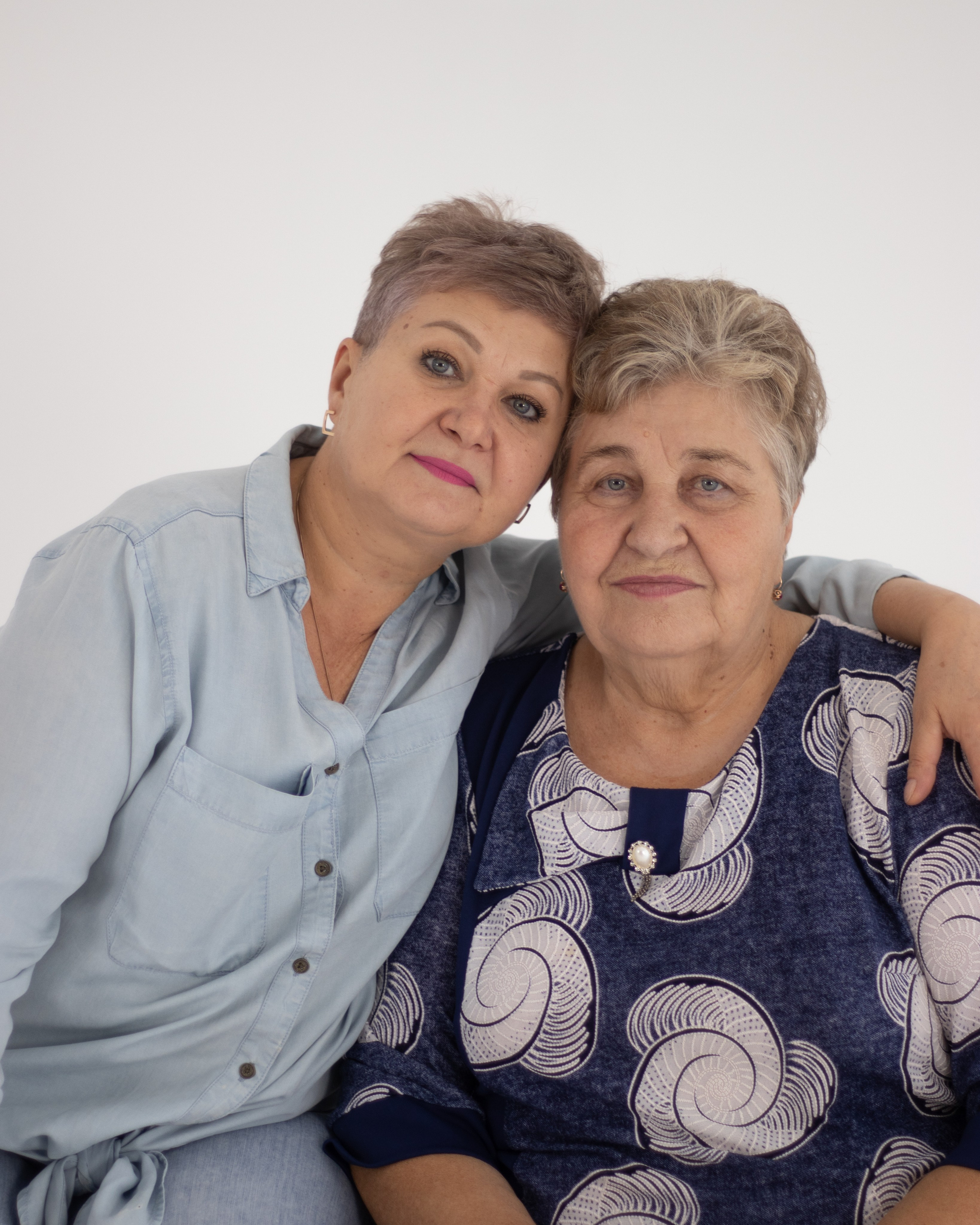 Студийная фотосессия. Фотограф в Астане, индивидуальная, семейная, домашняя фотосессия