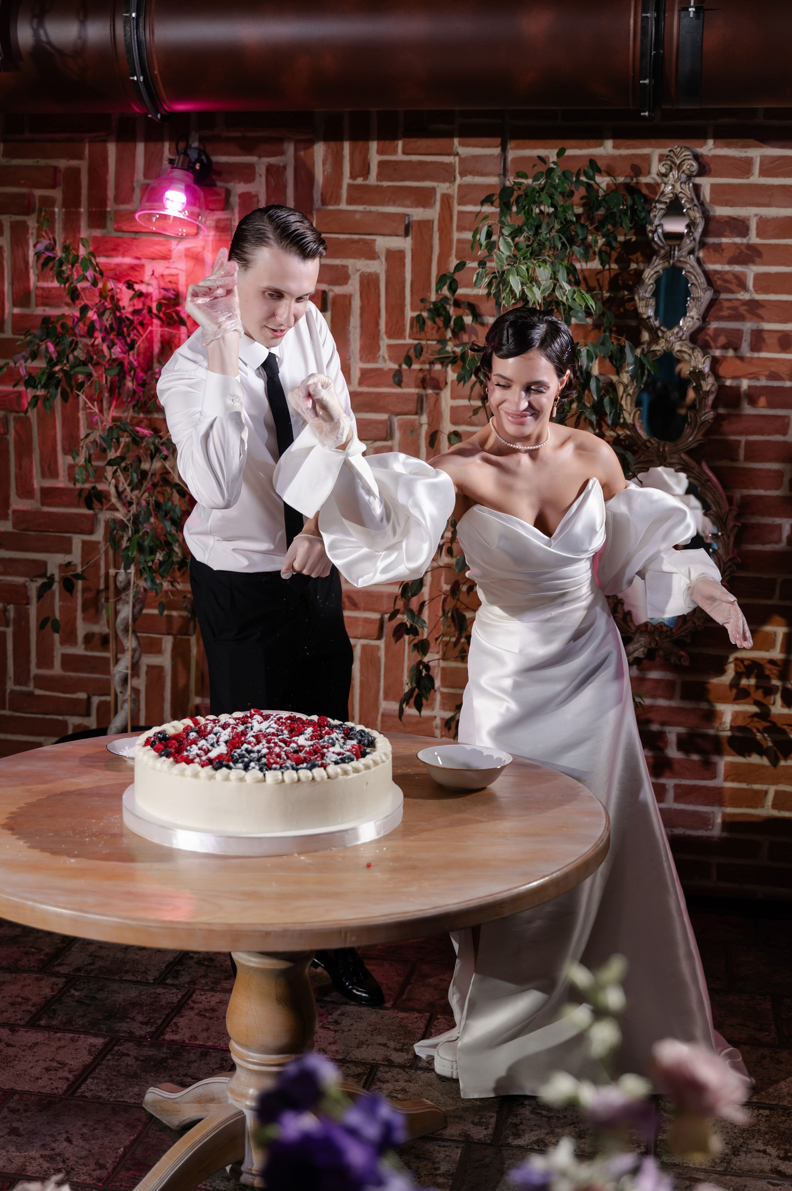 Свадебный фотограф в Ростове отель Хаят. Свадебный фотограф в Ростове Максимов Максим