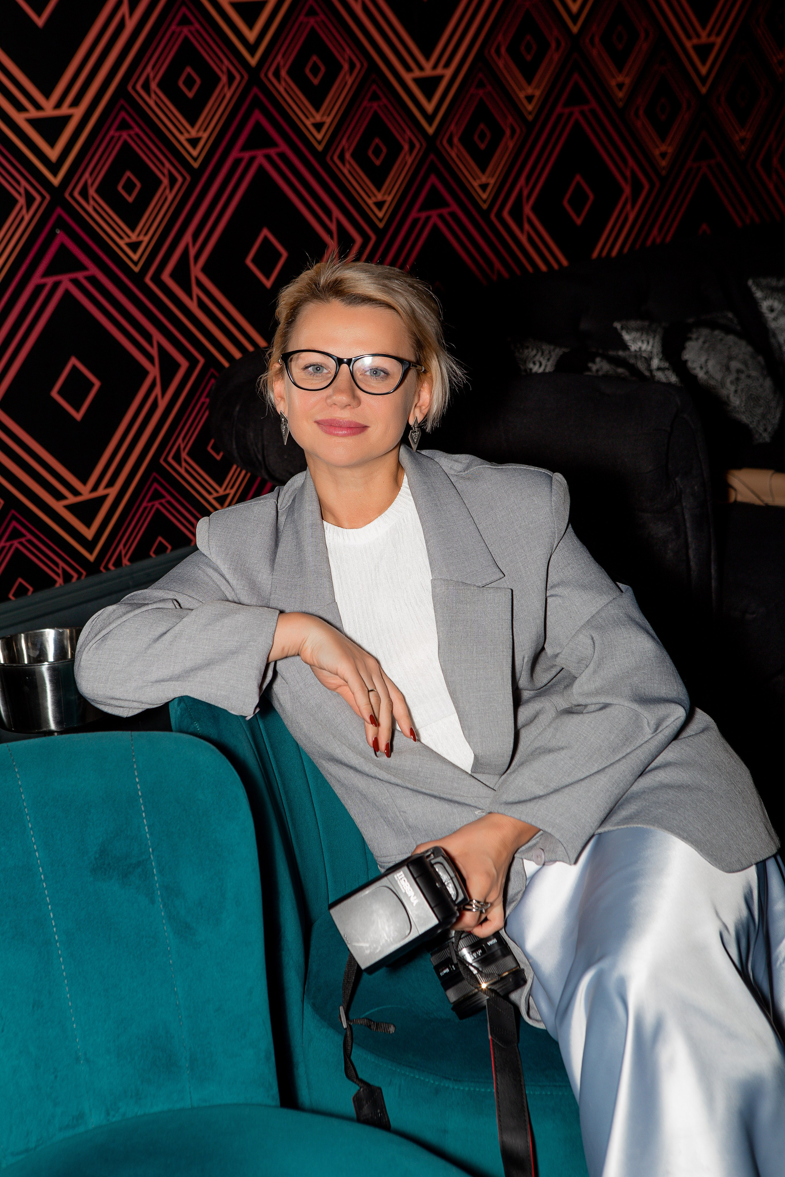 5 лет Женскому клубу. Контент фотограф, съемка для маркетплейсов, фуд съемка и репортажи в Новосибирске Ралия Галеева