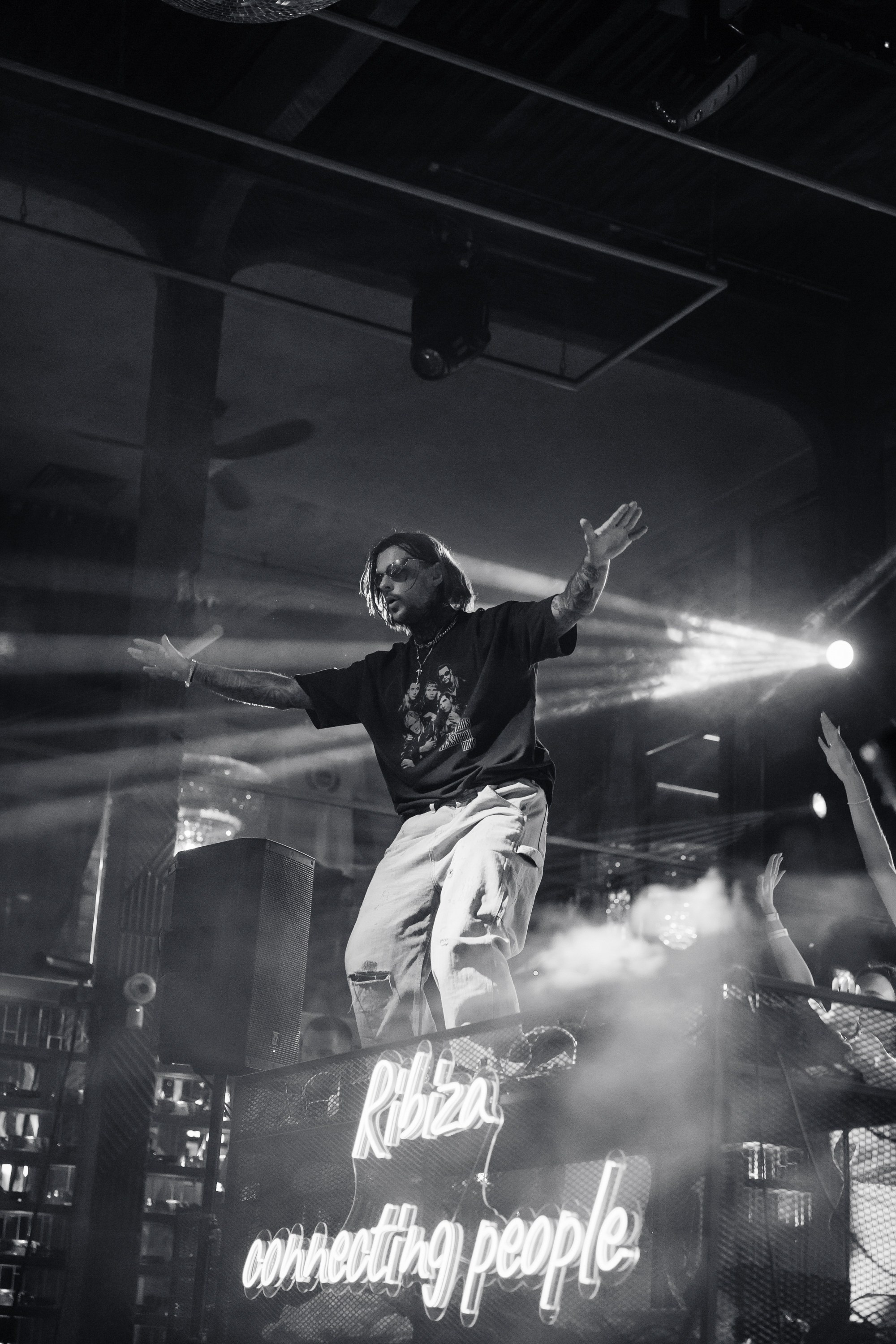 Клубный фотограф и nightlife-репортаж в Москве — Адам Черноуски. Событийный и портретный фотограф в Москве — Адам Черноуски