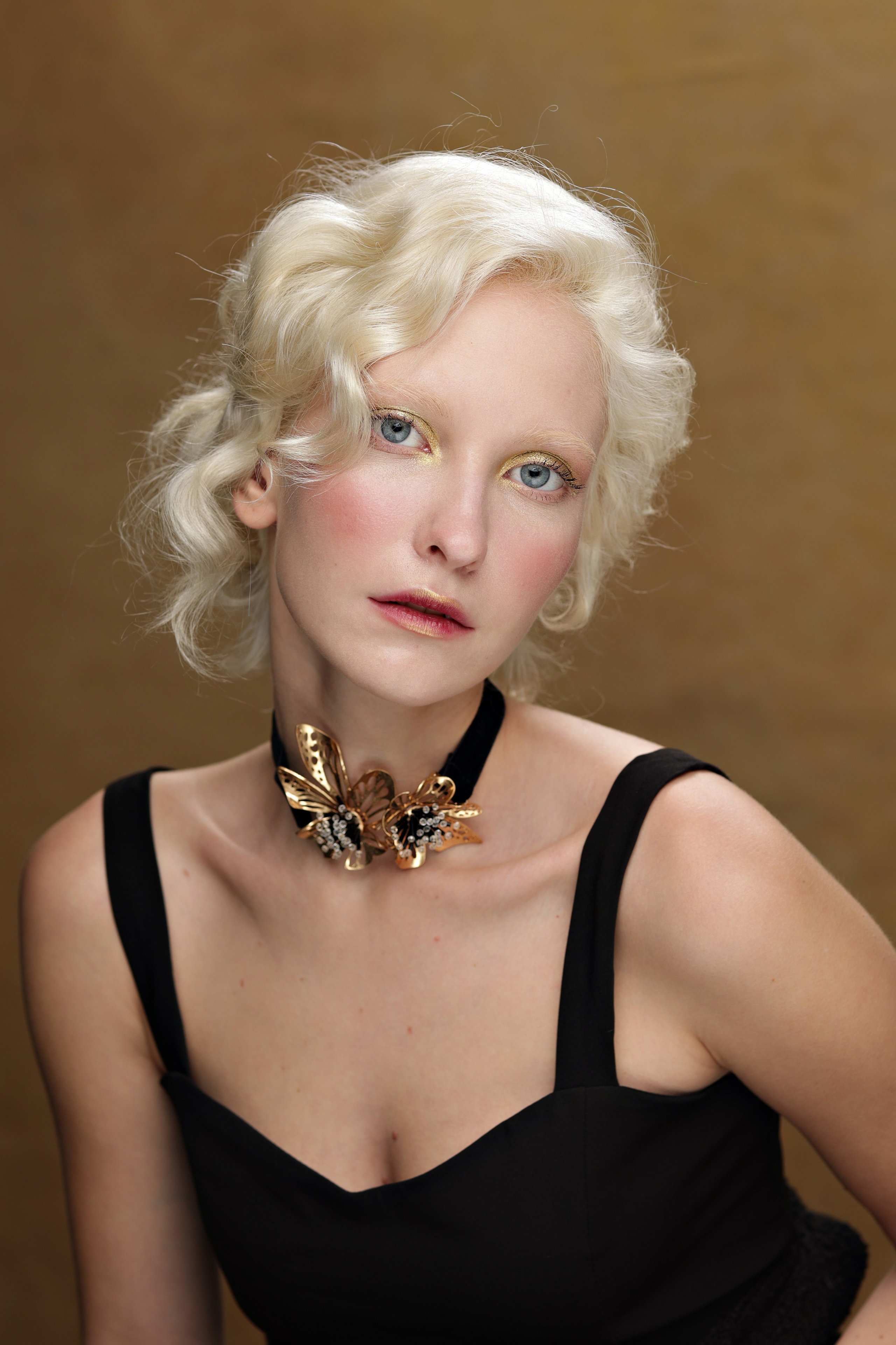 Женский портрет студийная съёмка. Семейный и детский фотограф в Краснознаменске Виктория Санкина