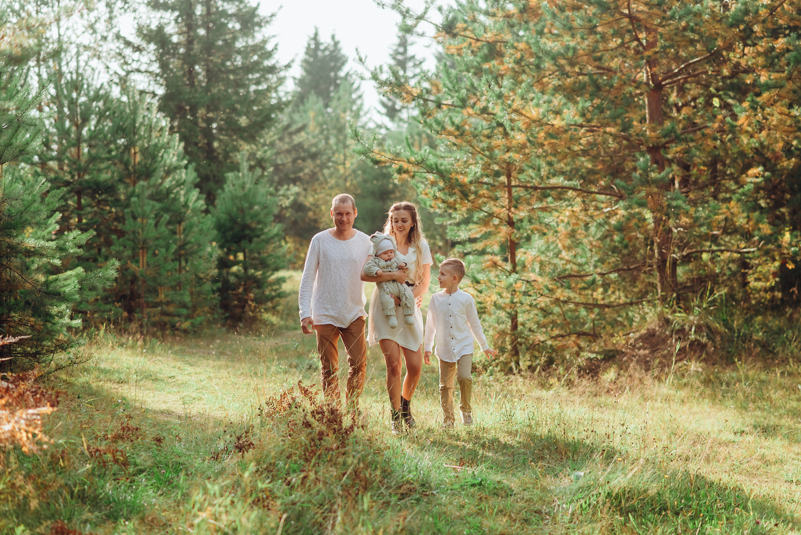 Летняя семейная фотосессия. Семейный и свадебный фотограф в Нижнем Тагиле, Екатеринбурге Пряничник