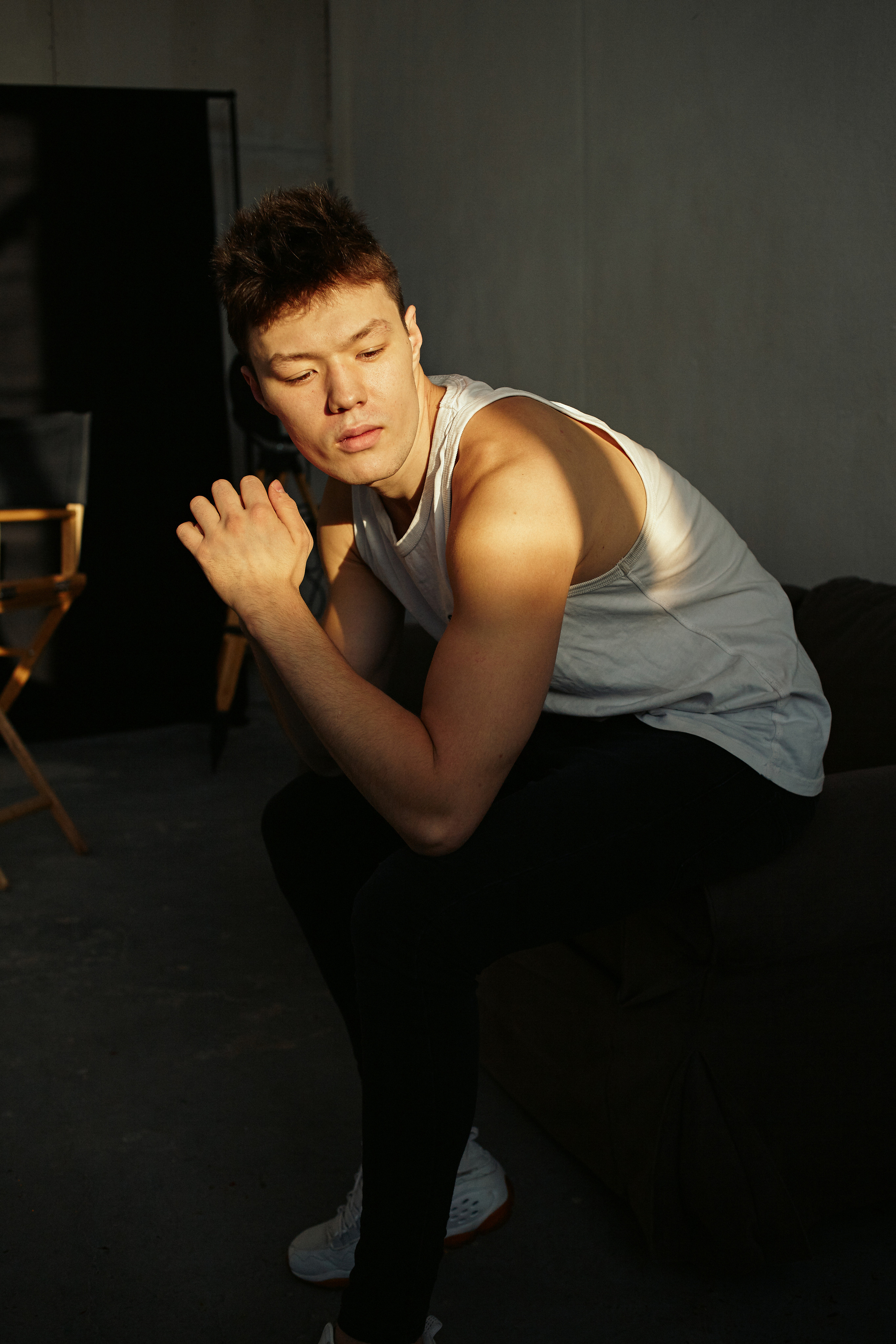 фотосессия для парня в студии