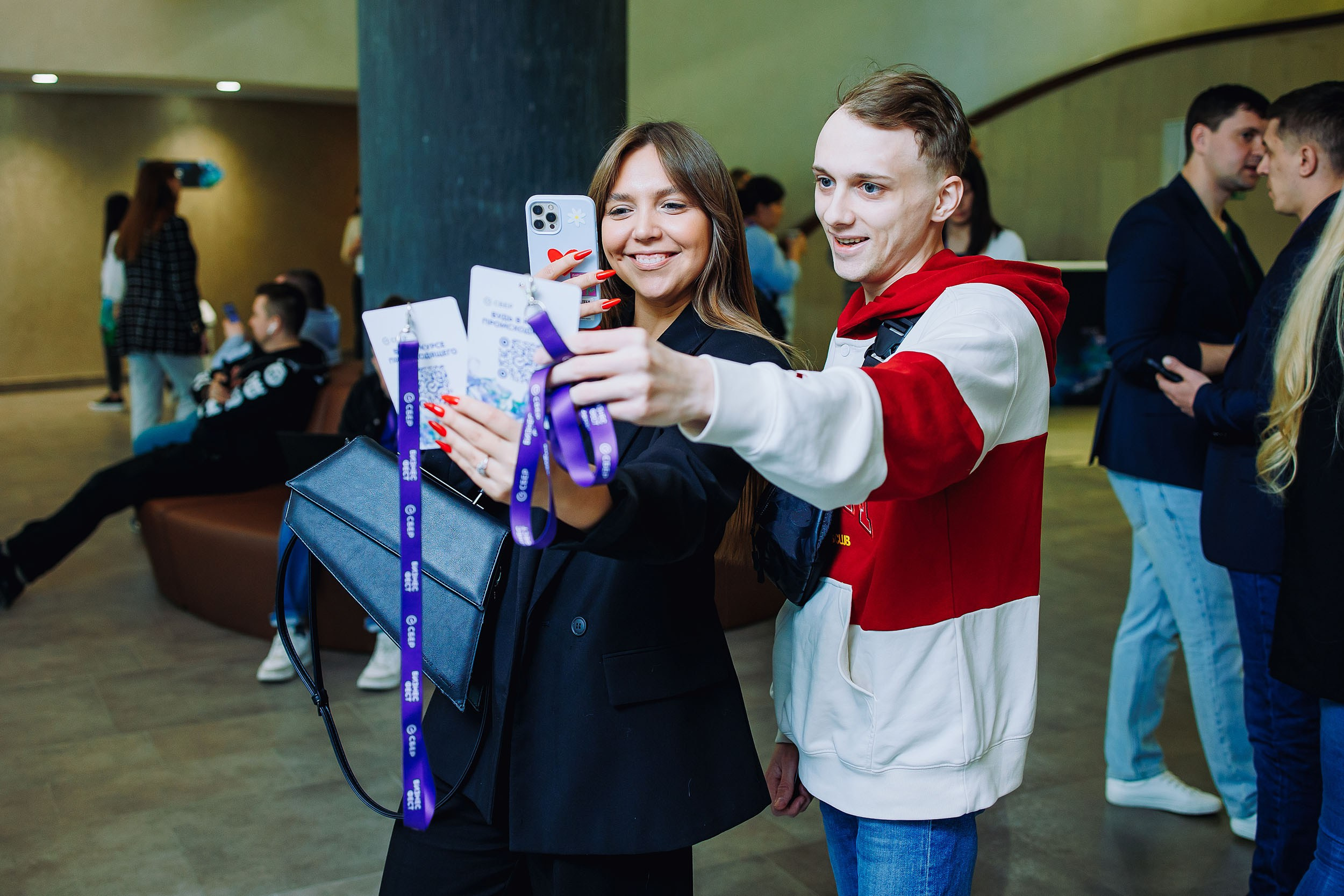 СБЕР Бизнес Фест. One Media Life: фоторепортажи, фотоотчеты с мероприятий и заведений