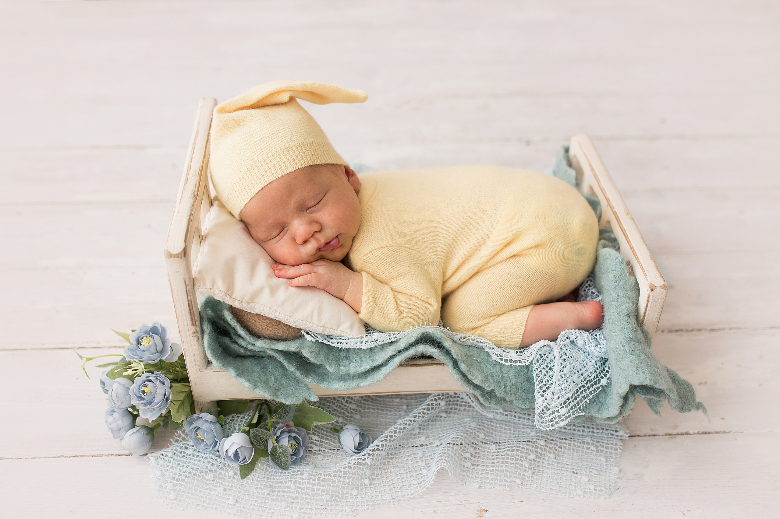 Фотосессия новорождённого. Фотограф новорождённых малышей и детский фотограф В Казани Лана Максим