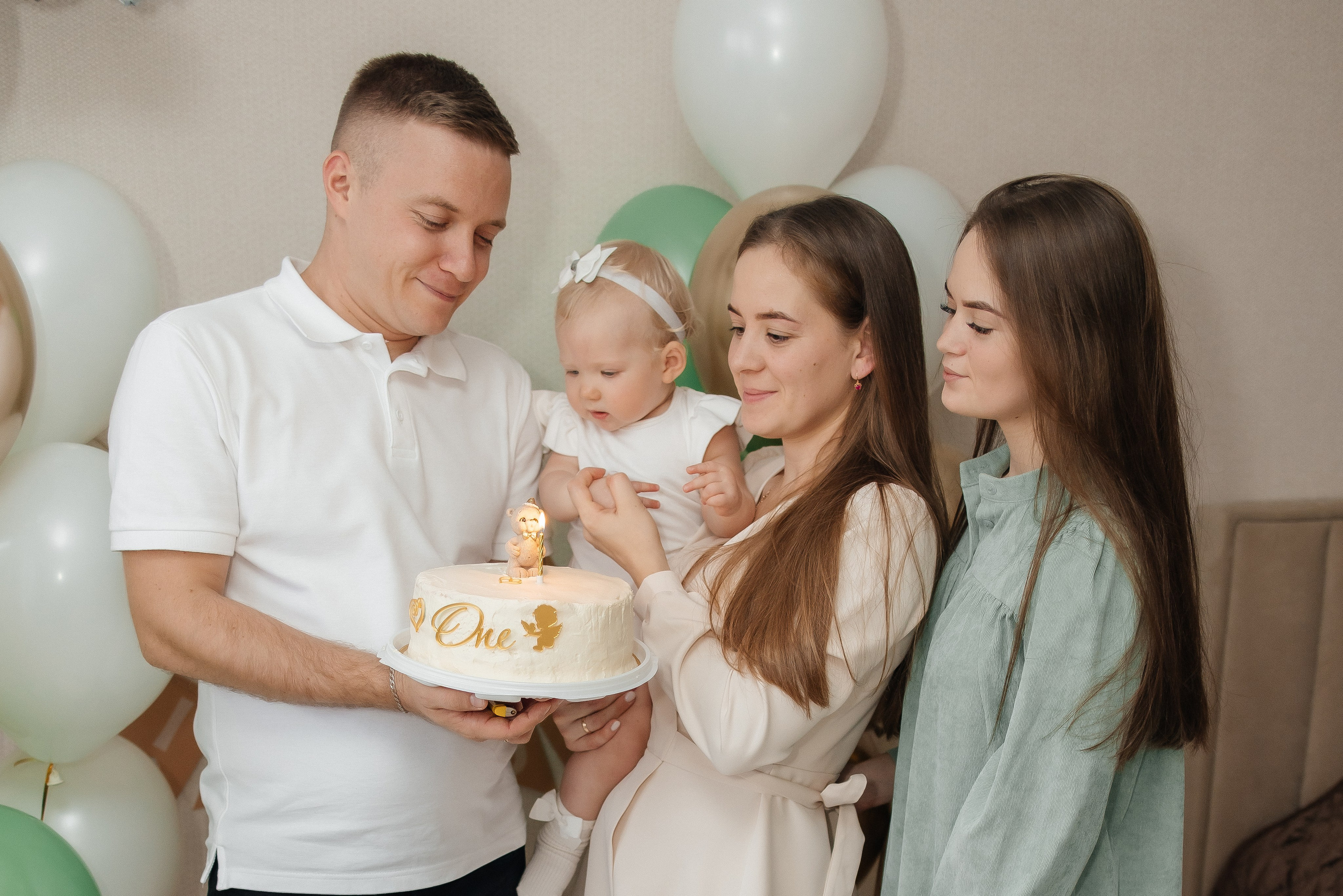 1 годик Еве (домашняя съемка). Профессиональный фотограф Кристина Искусных. Талдом- Москва