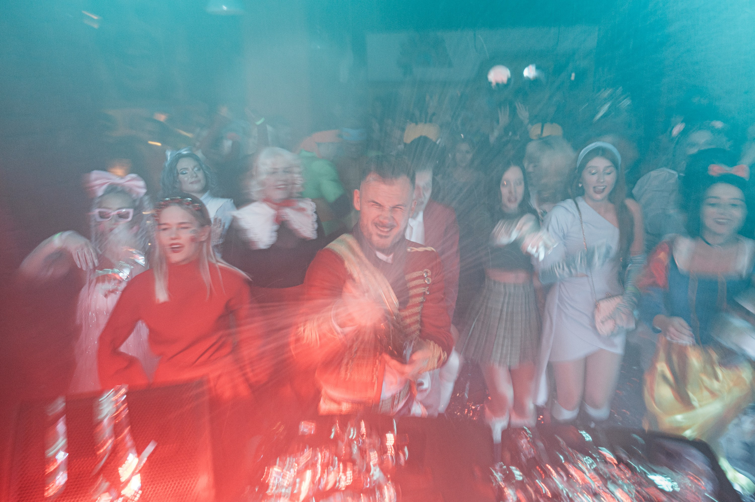 Репортажный фотограф на корпоратив и другие мероприятия. Свадебный и семейный фотограф в Краснодаре Марина Стёпа