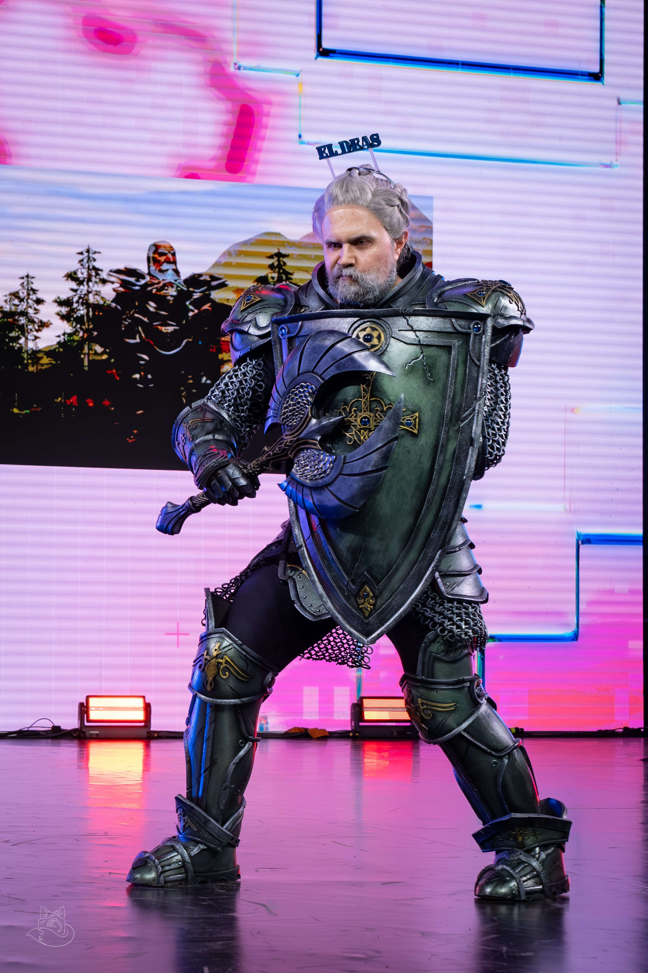 Сцена РЭД ЭКСПО 2024. Косплей фотограф