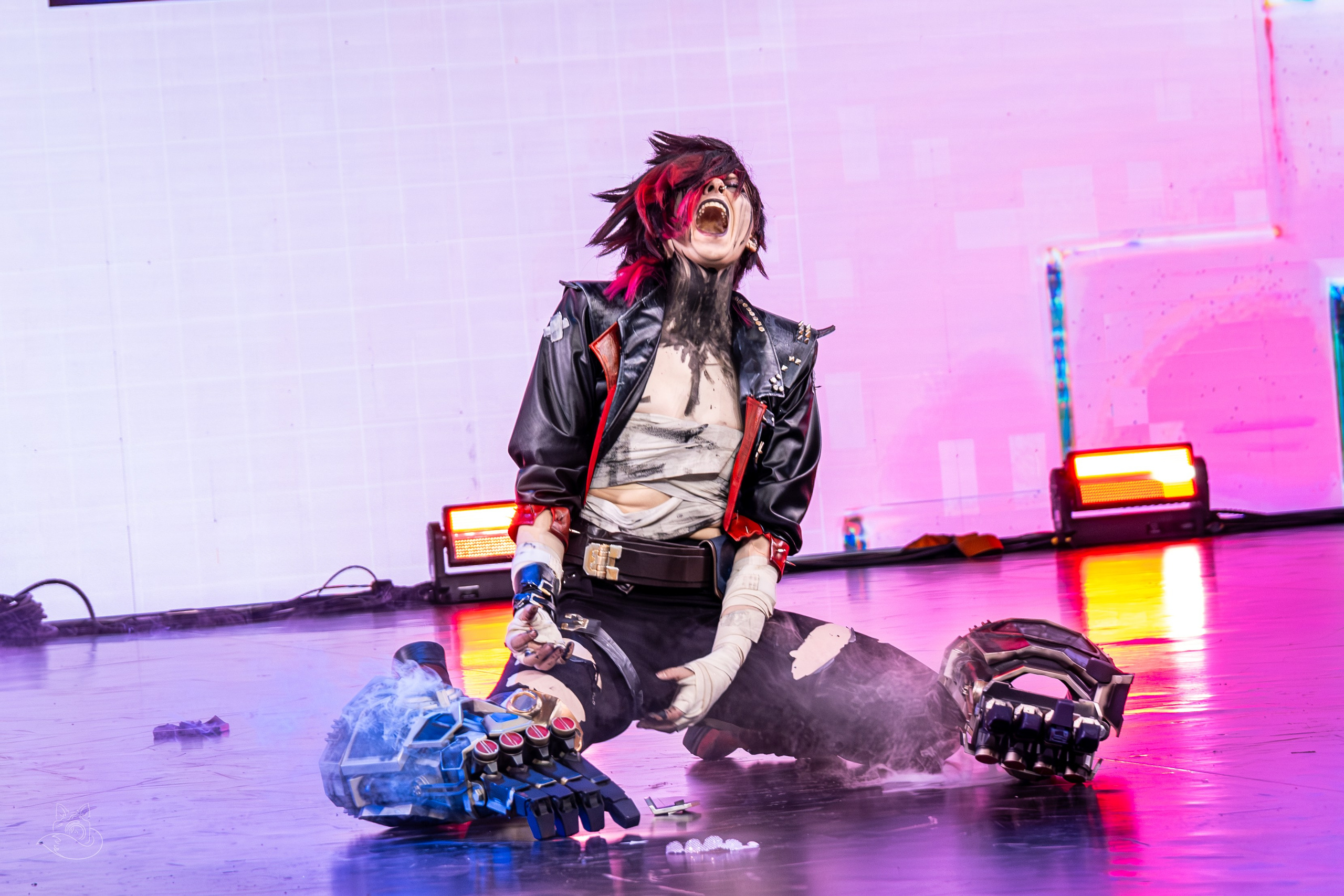 Сцена РЭД ЭКСПО 2024. Косплей фотограф