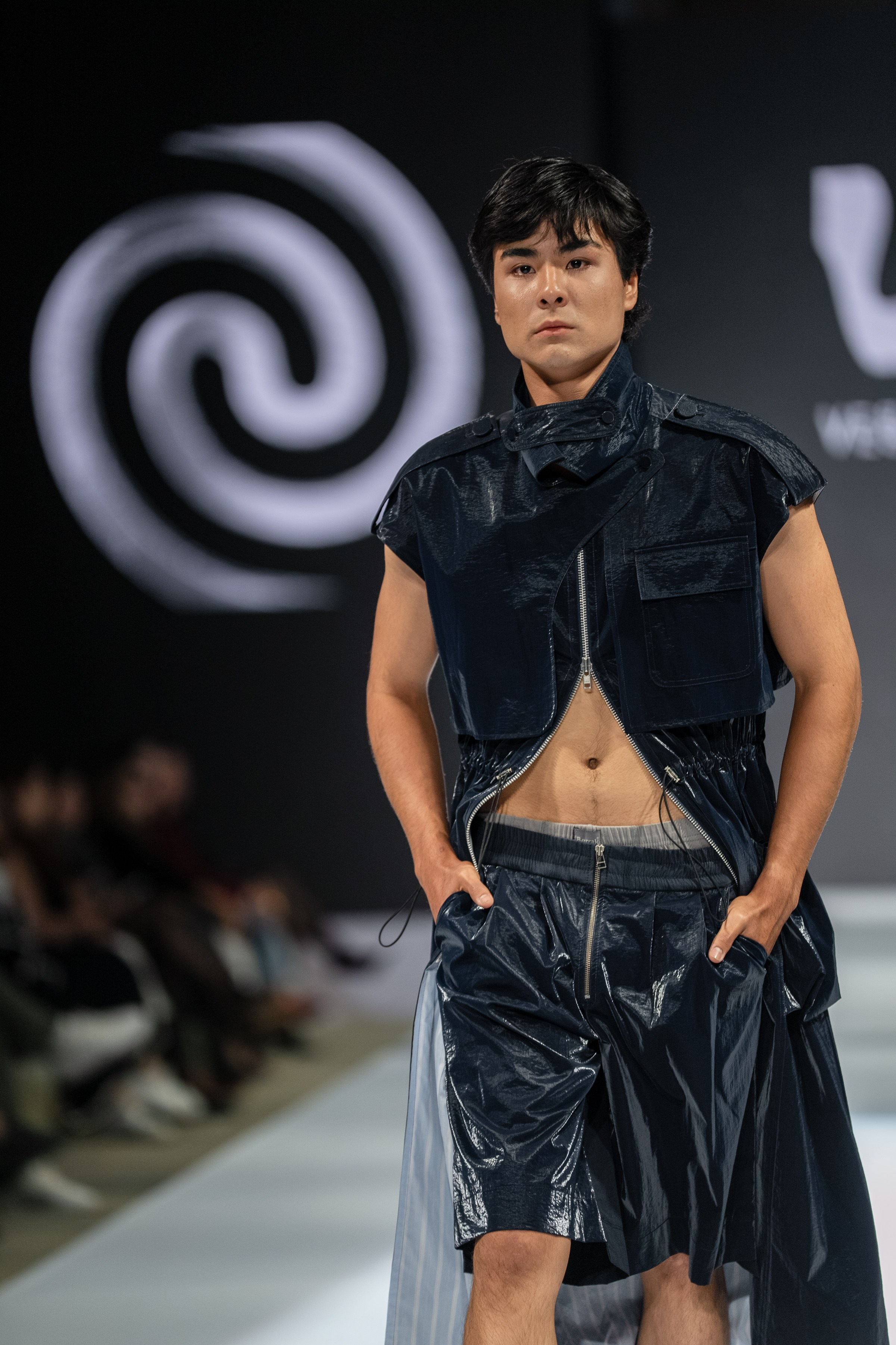 EURASIAN FASHION WEEK Vegan Tiger. Сайт Алматинского НЮ АРТ, будуар и фэшн фотографа Дениса Карпенко