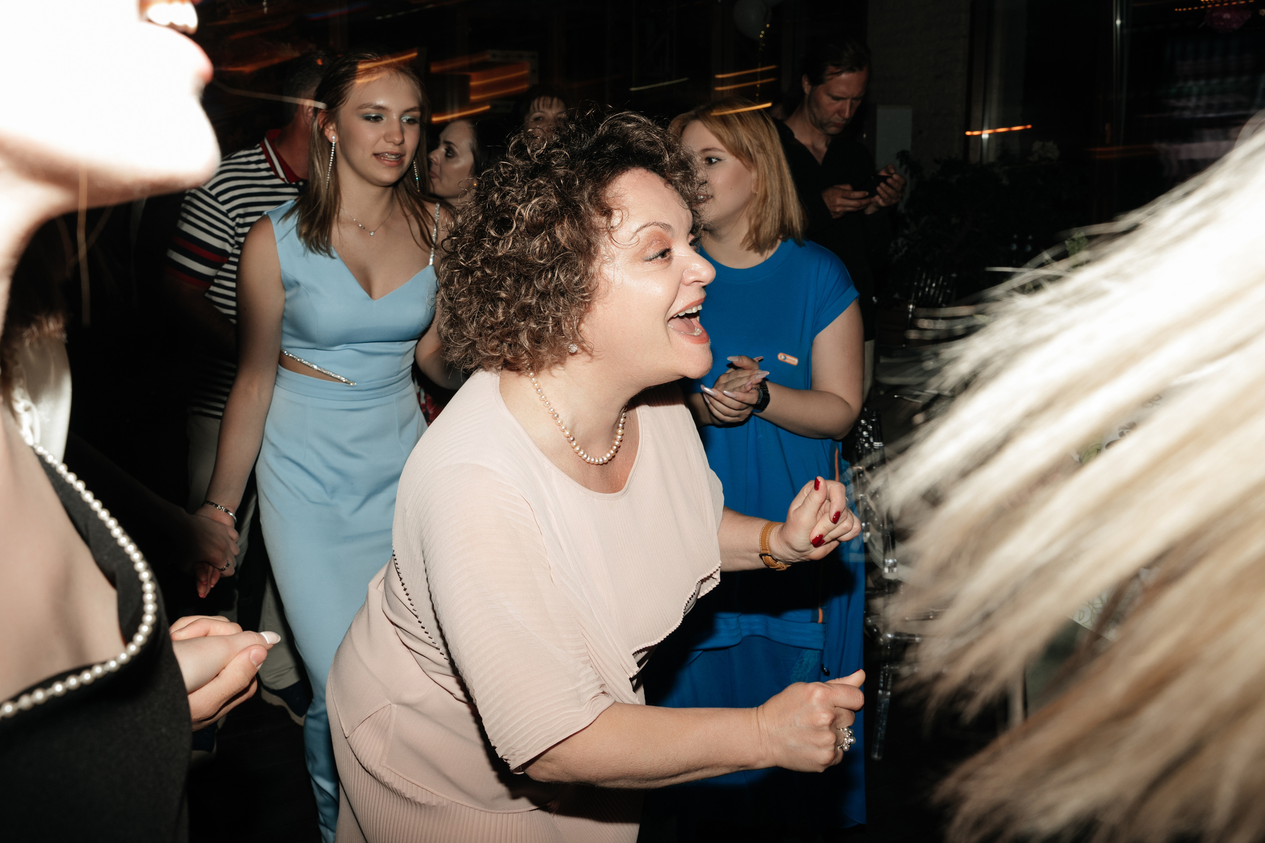 Выпускной 2023, репортаж. Свадебный фотограф Москва Александра Аверкова