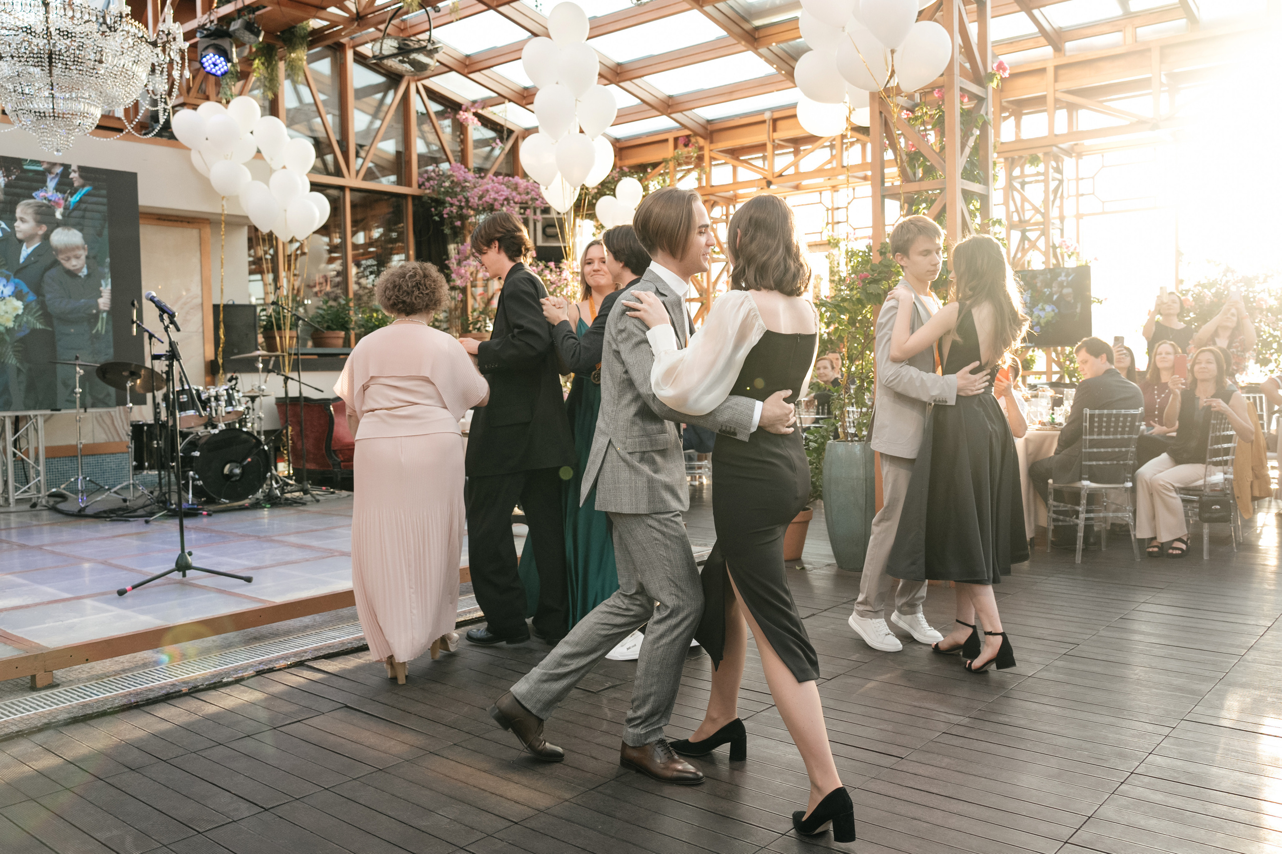 Выпускной 2023, репортаж. Свадебный фотограф Москва Александра Аверкова