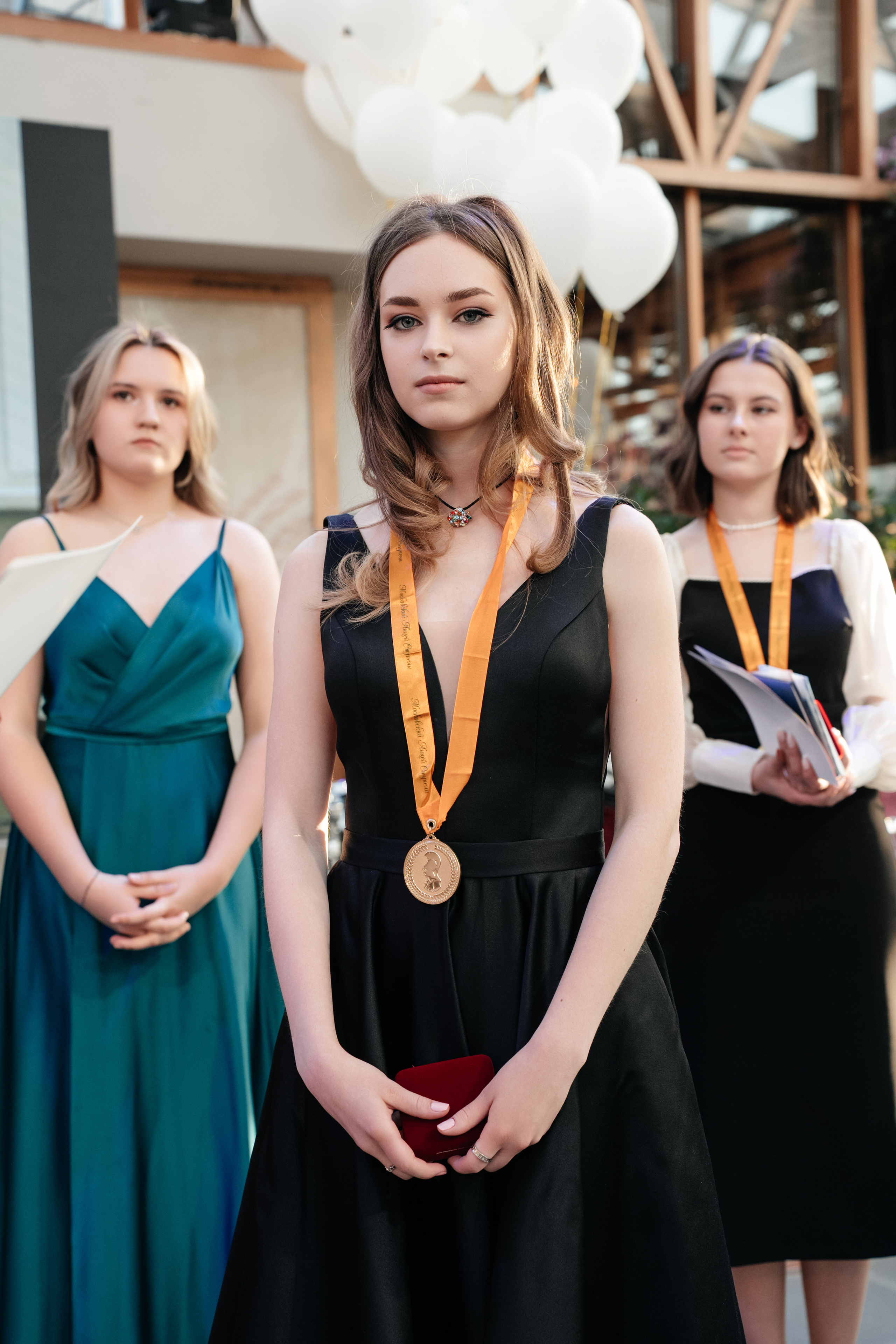 Выпускной 2023, репортаж. Свадебный фотограф Москва Александра Аверкова