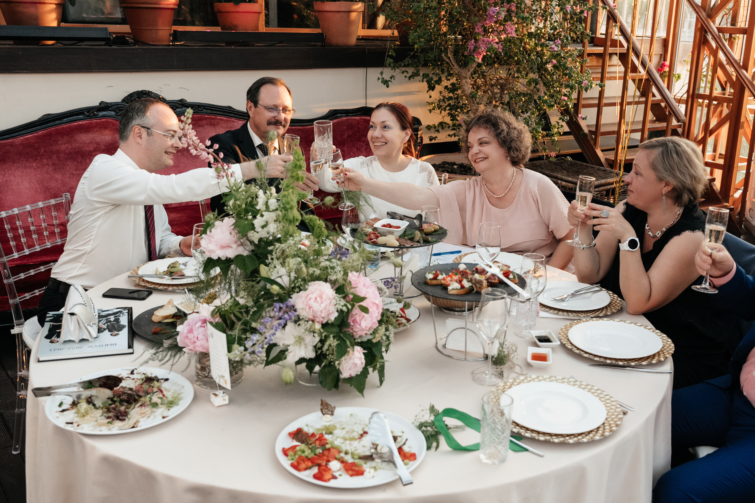 Выпускной 2023, репортаж. Свадебный фотограф Москва Александра Аверкова