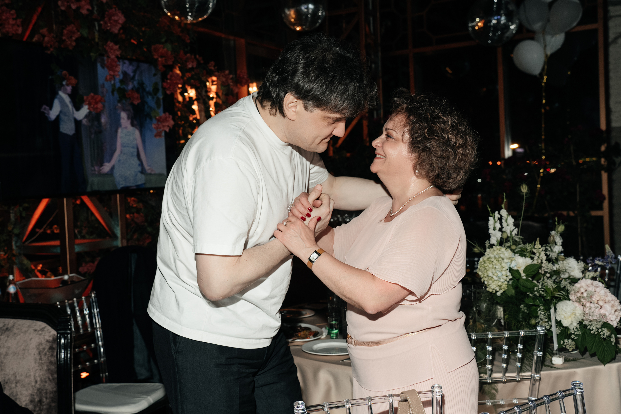 Выпускной 2023, репортаж. Свадебный фотограф Москва Александра Аверкова