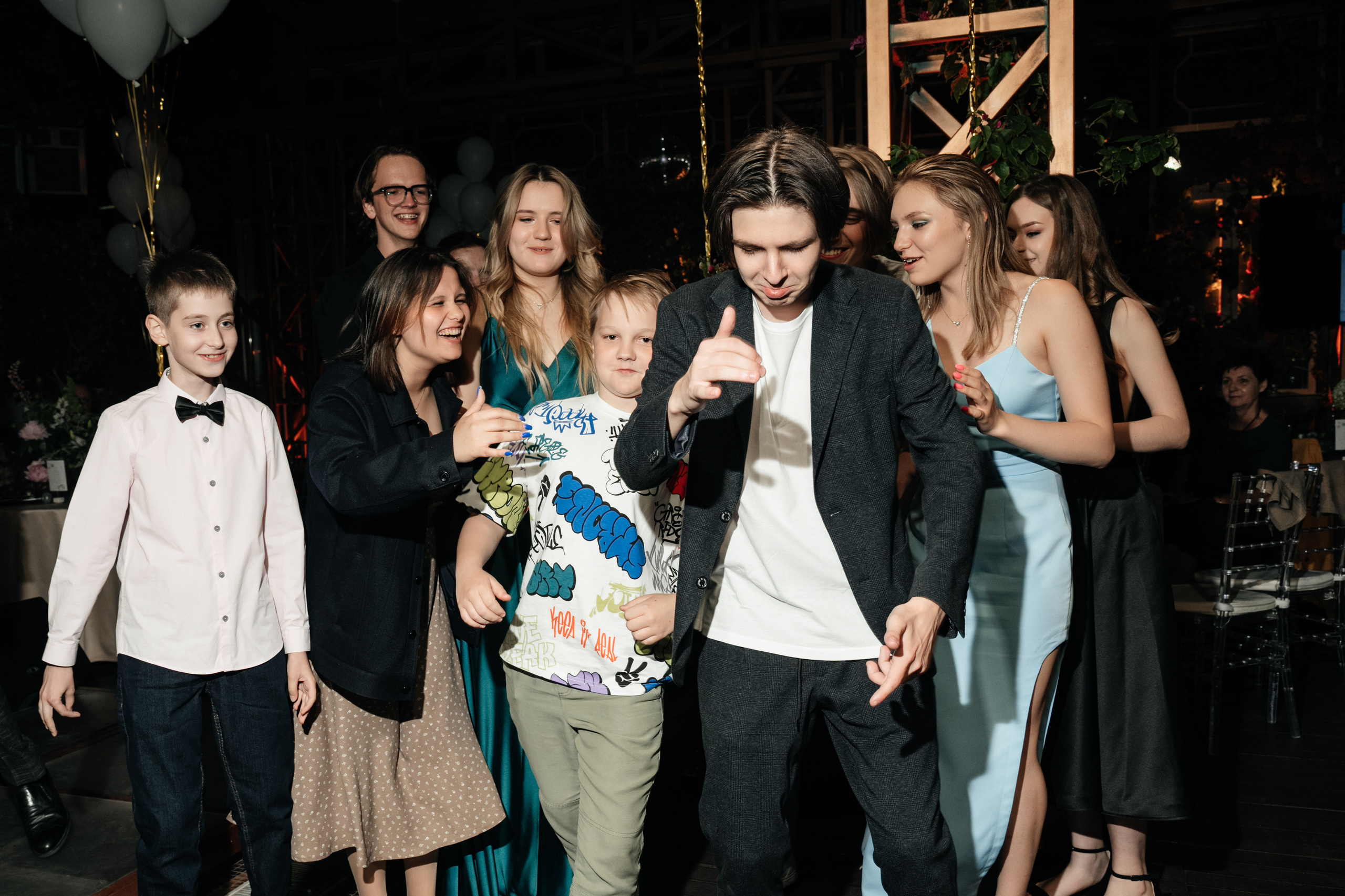 Выпускной 2023, репортаж. Свадебный фотограф Москва Александра Аверкова