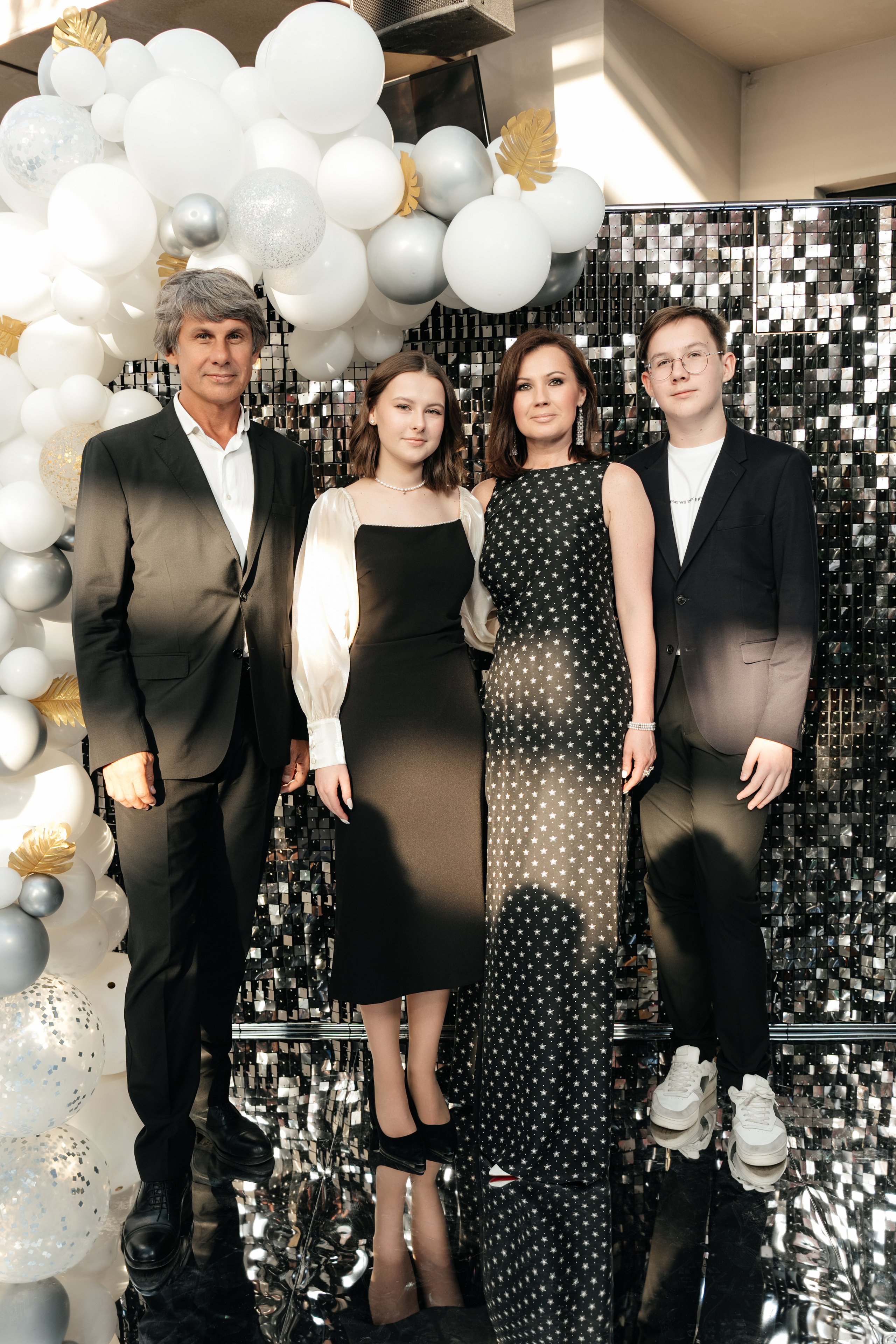 Выпускной 2023, репортаж. Свадебный фотограф Москва Александра Аверкова