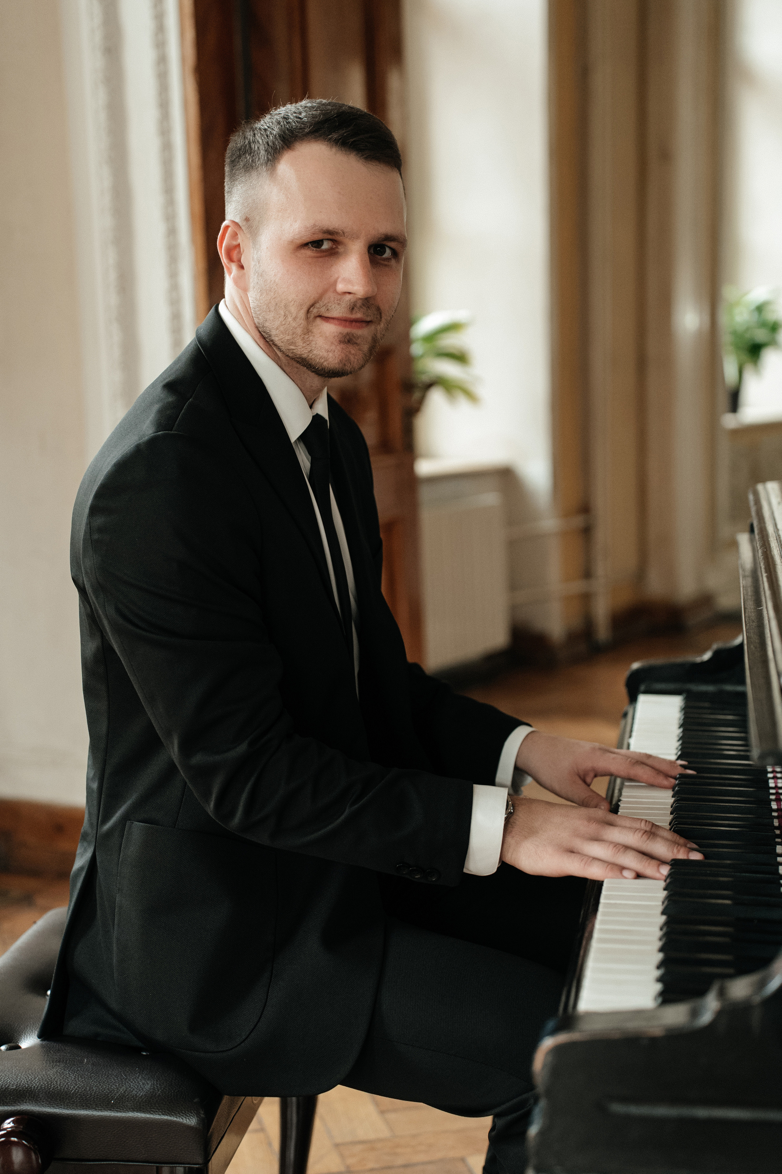 Пушкинская библиотека. Свадебный фотограф Москва Александра Аверкова