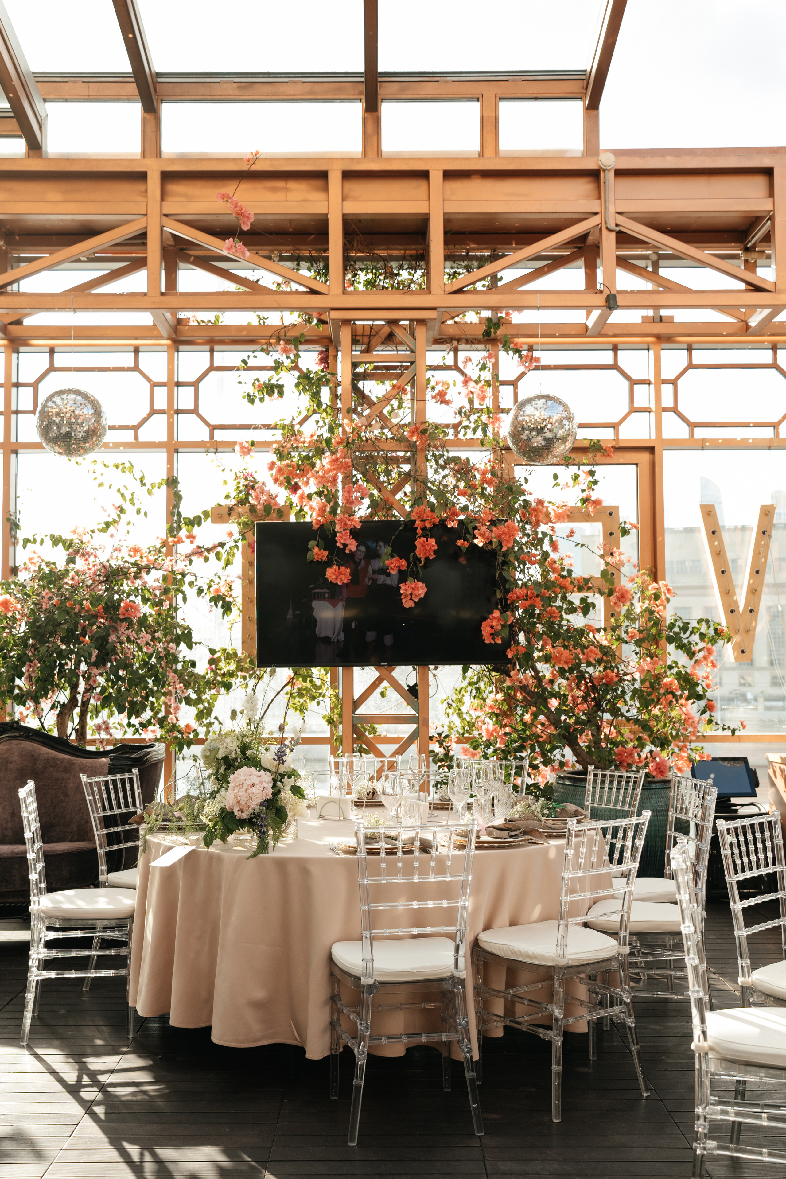 Выпускной 2023, репортаж. Свадебный фотограф Москва Александра Аверкова