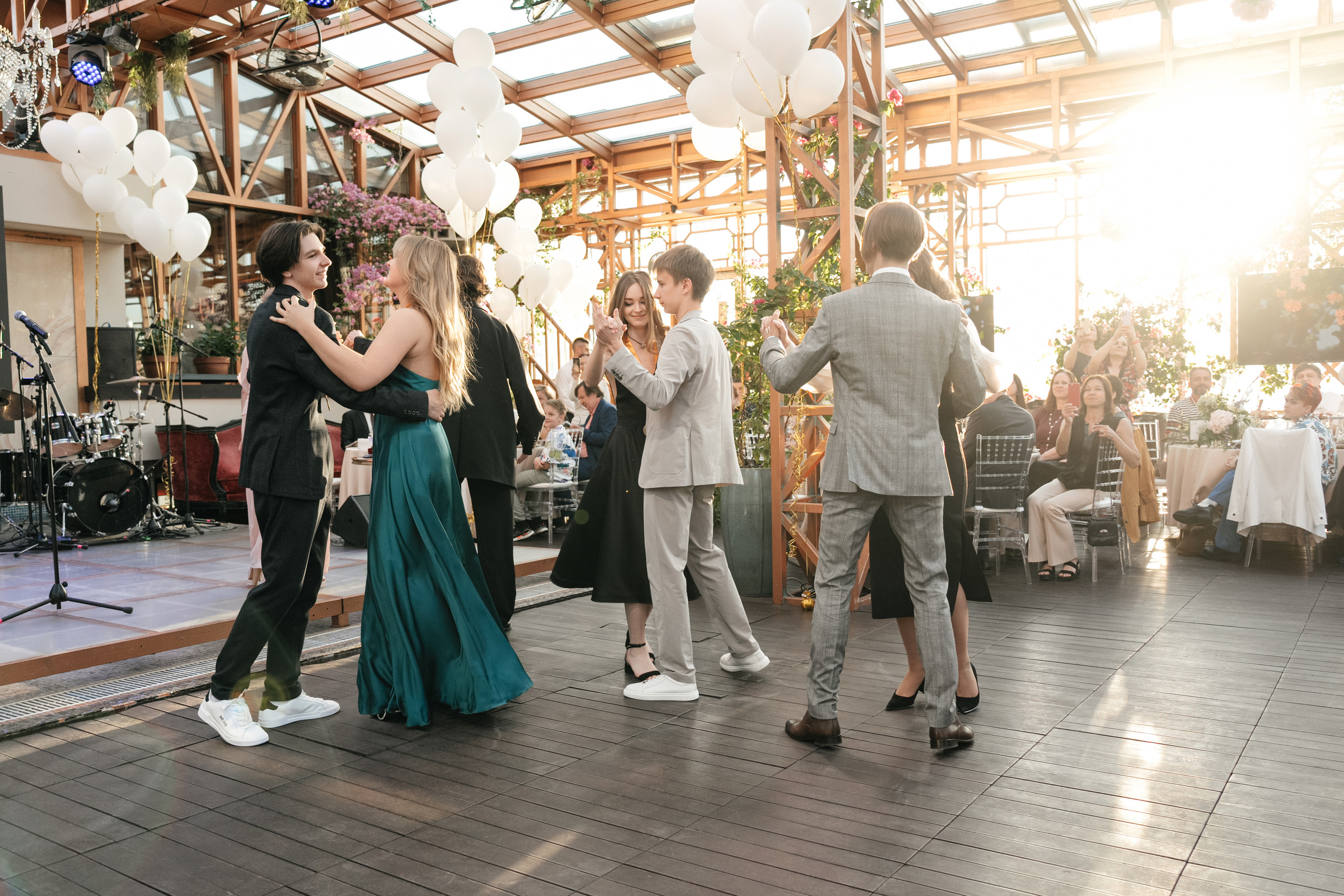 Выпускной 2023, репортаж. Свадебный фотограф Москва Александра Аверкова