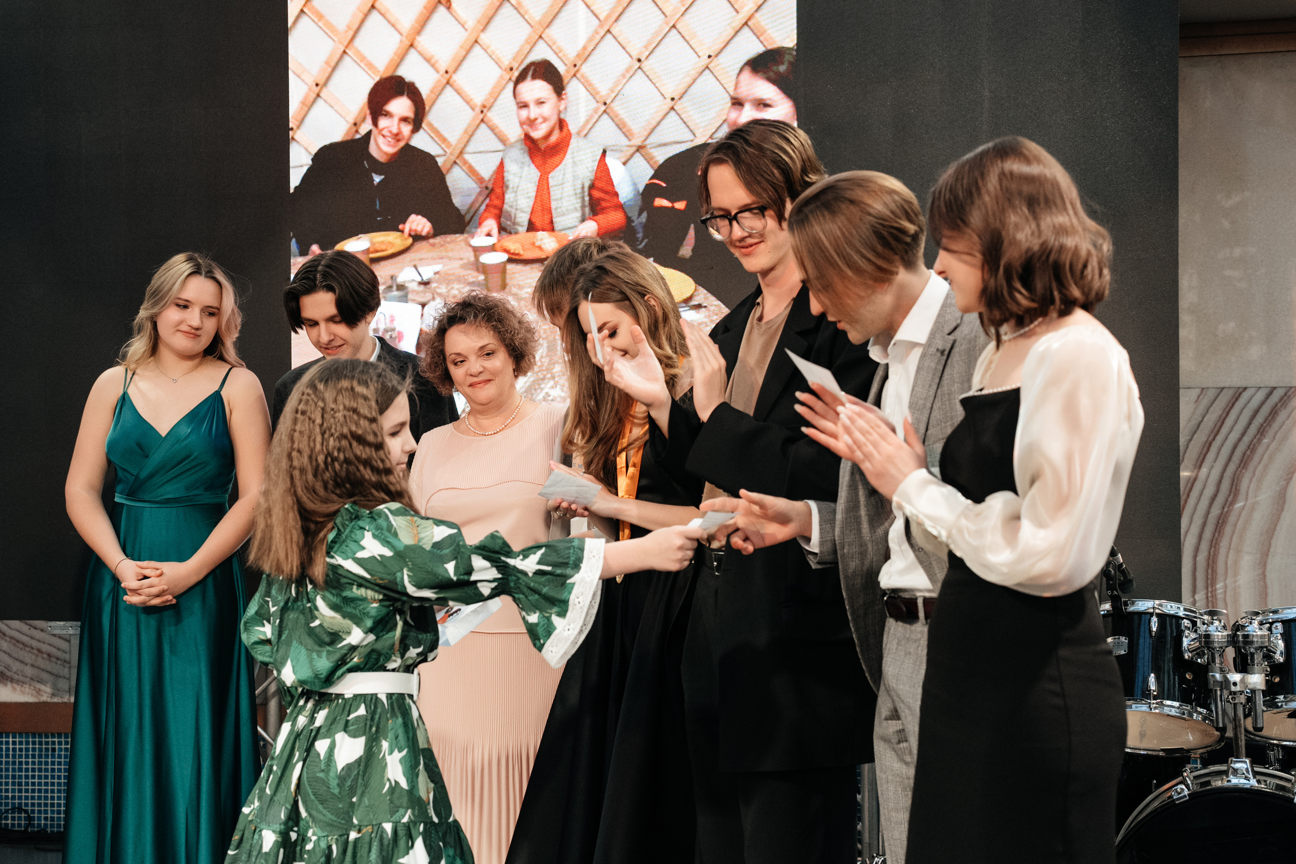 Выпускной 2023, репортаж. Свадебный фотограф Москва Александра Аверкова