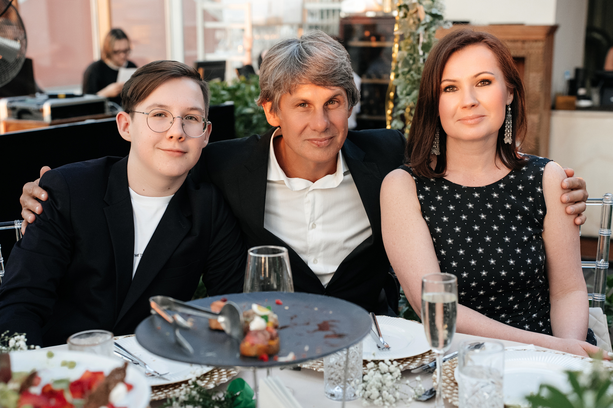 Выпускной 2023, репортаж. Свадебный фотограф Москва Александра Аверкова