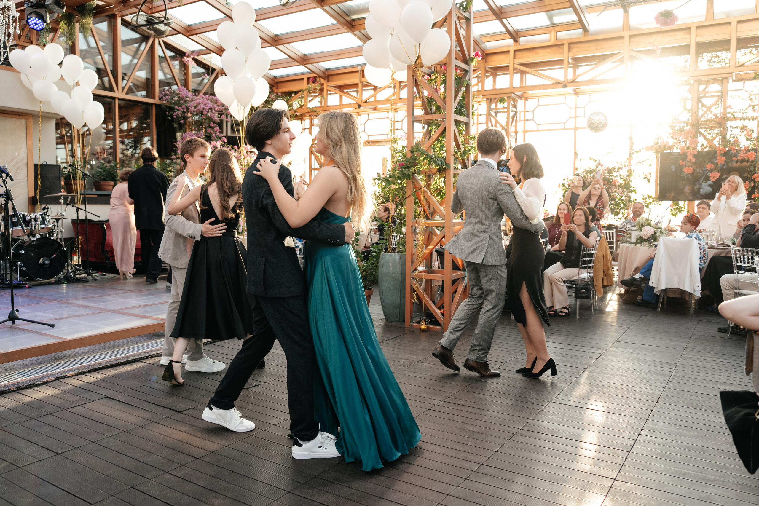 Выпускной 2023, репортаж. Свадебный фотограф Москва Александра Аверкова