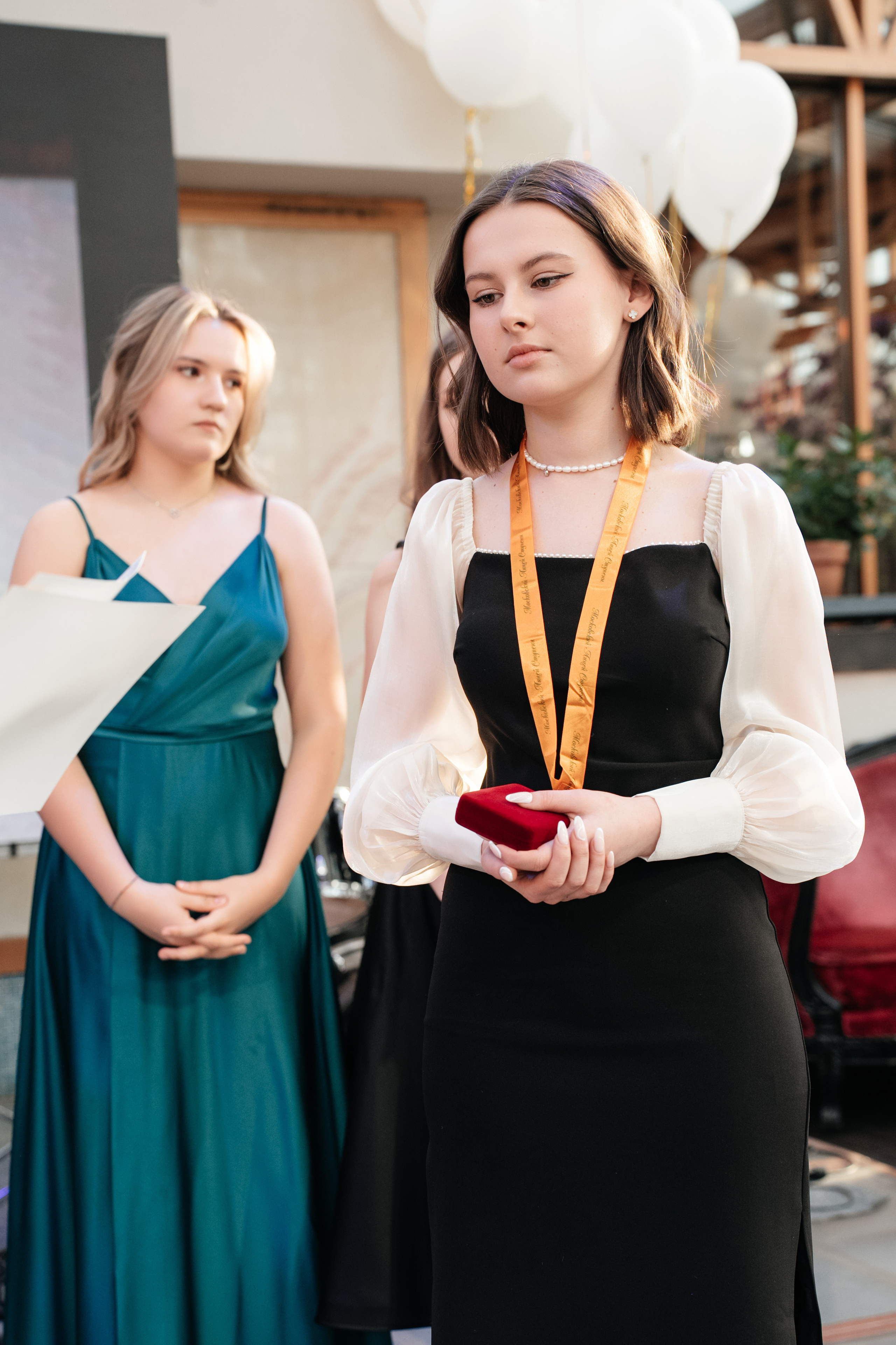 Выпускной 2023, репортаж. Свадебный фотограф Москва Александра Аверкова