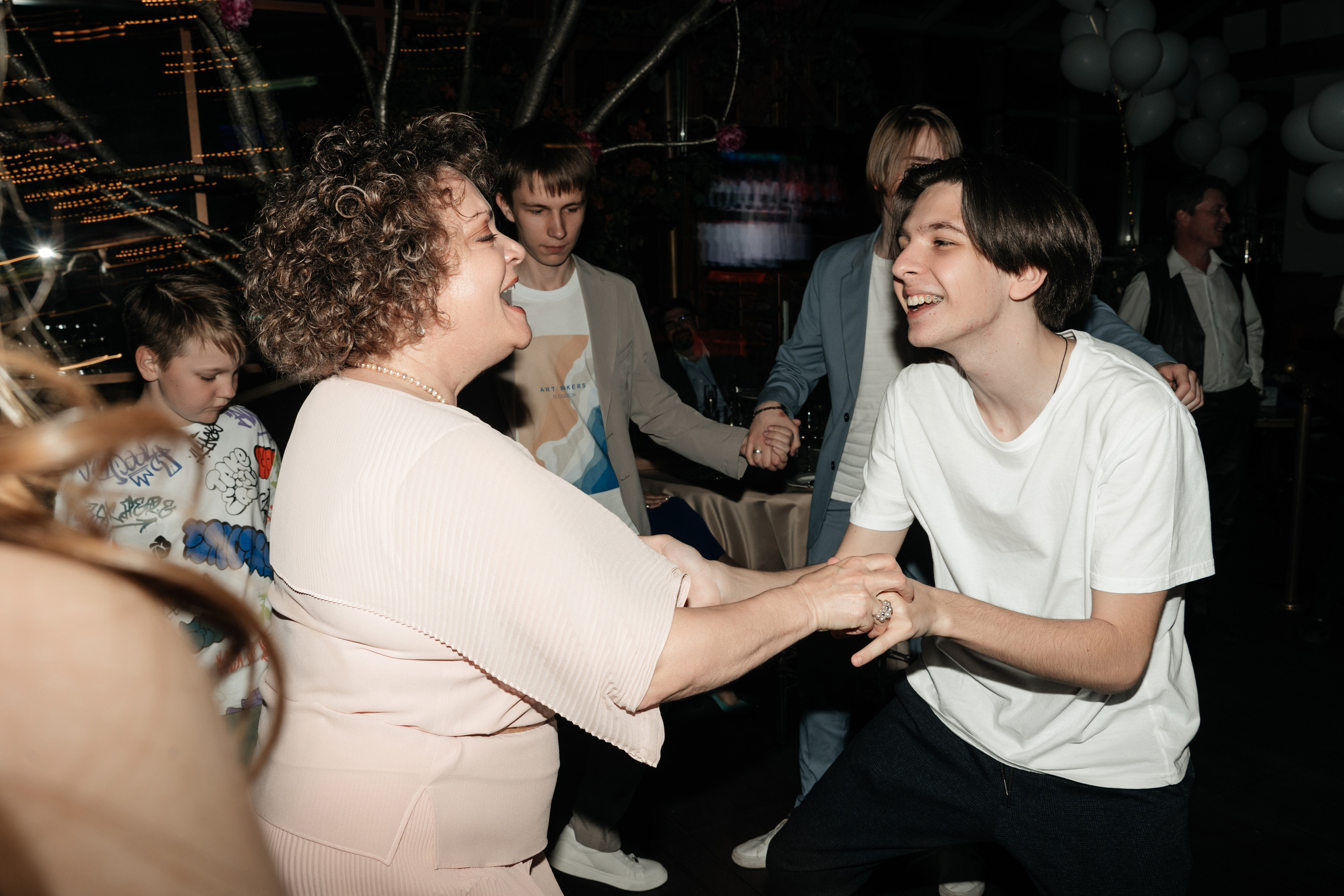 Выпускной 2023, репортаж. Свадебный фотограф Москва Александра Аверкова