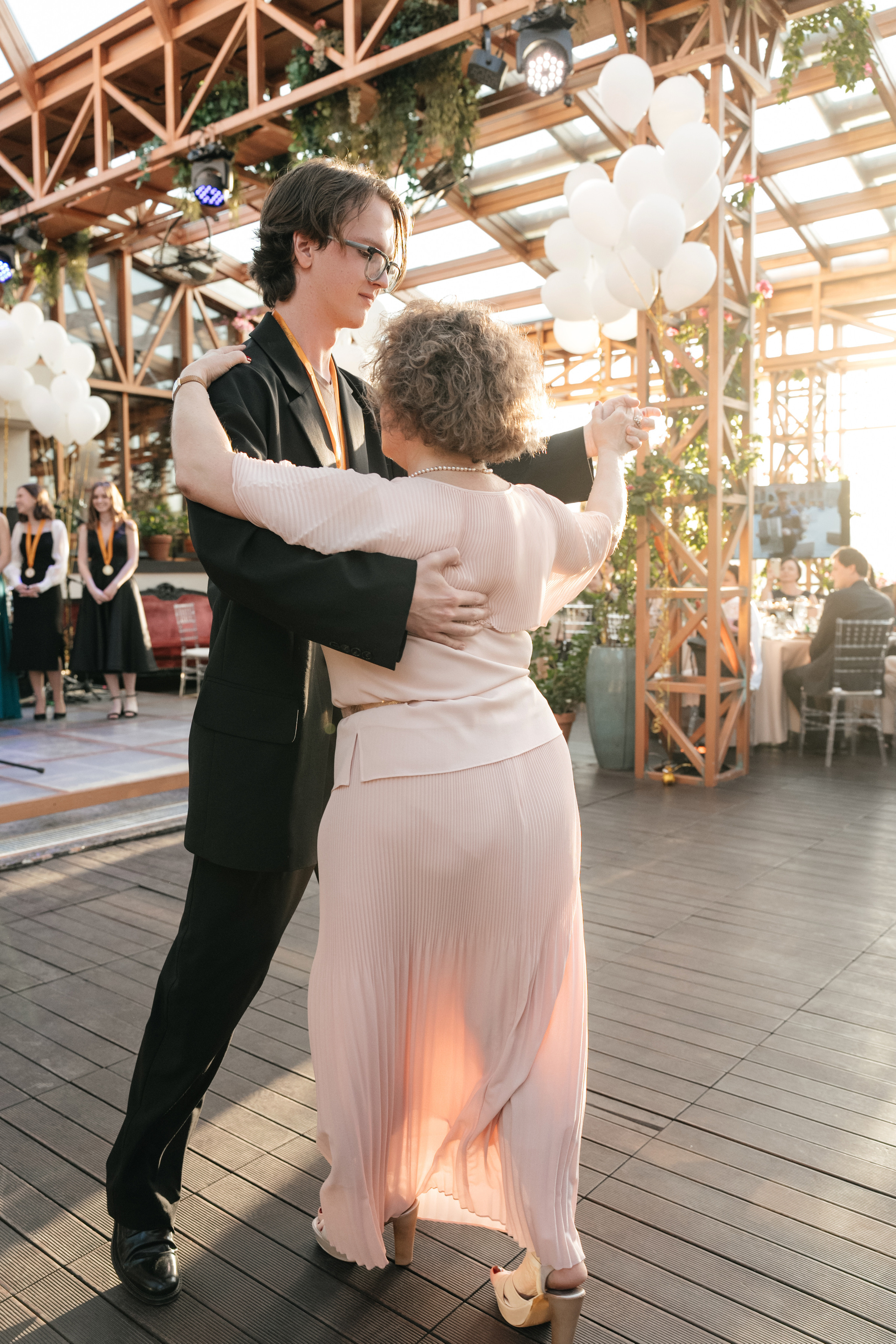 Выпускной 2023, репортаж. Свадебный фотограф Москва Александра Аверкова