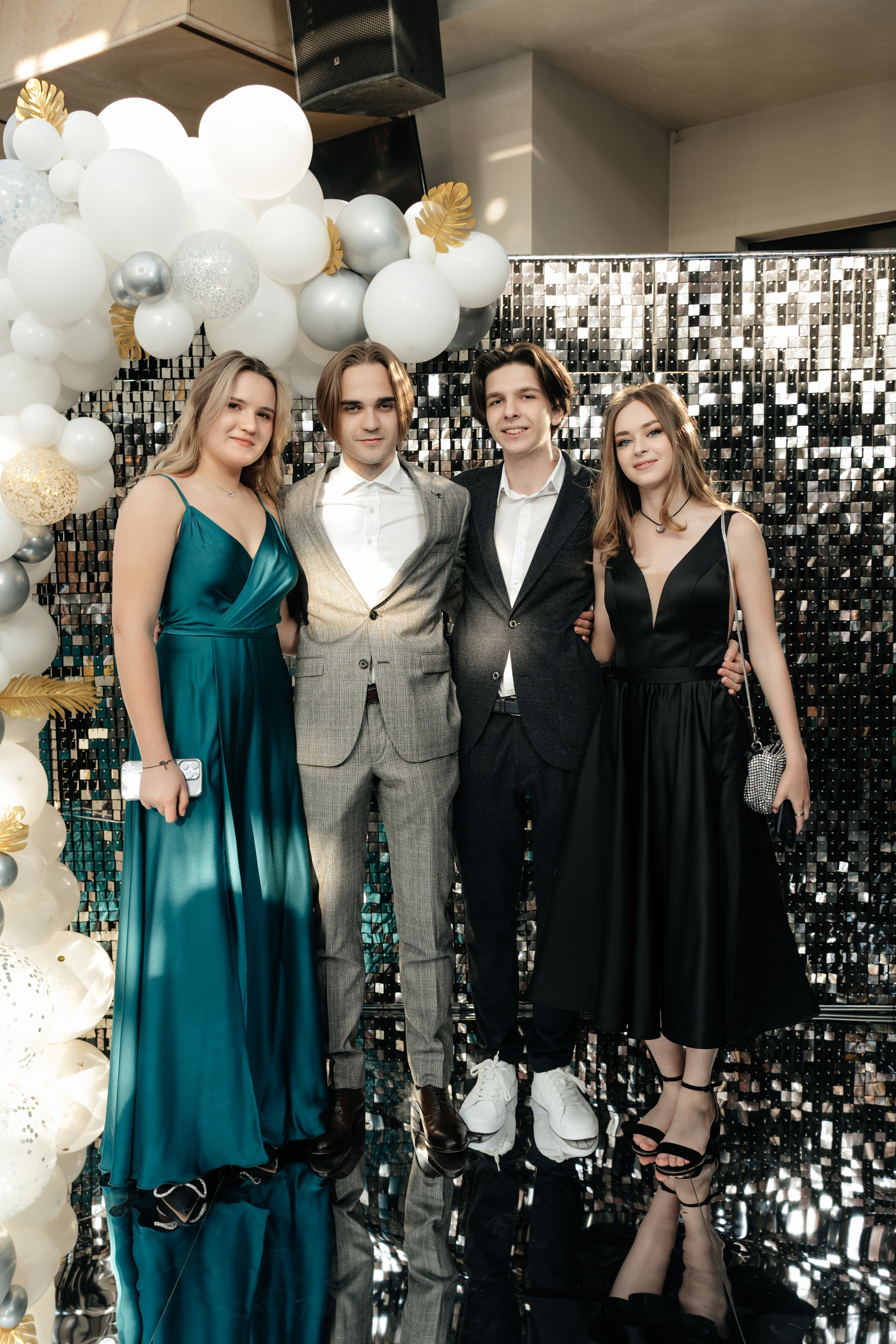 Выпускной 2023, репортаж. Свадебный фотограф Москва Александра Аверкова