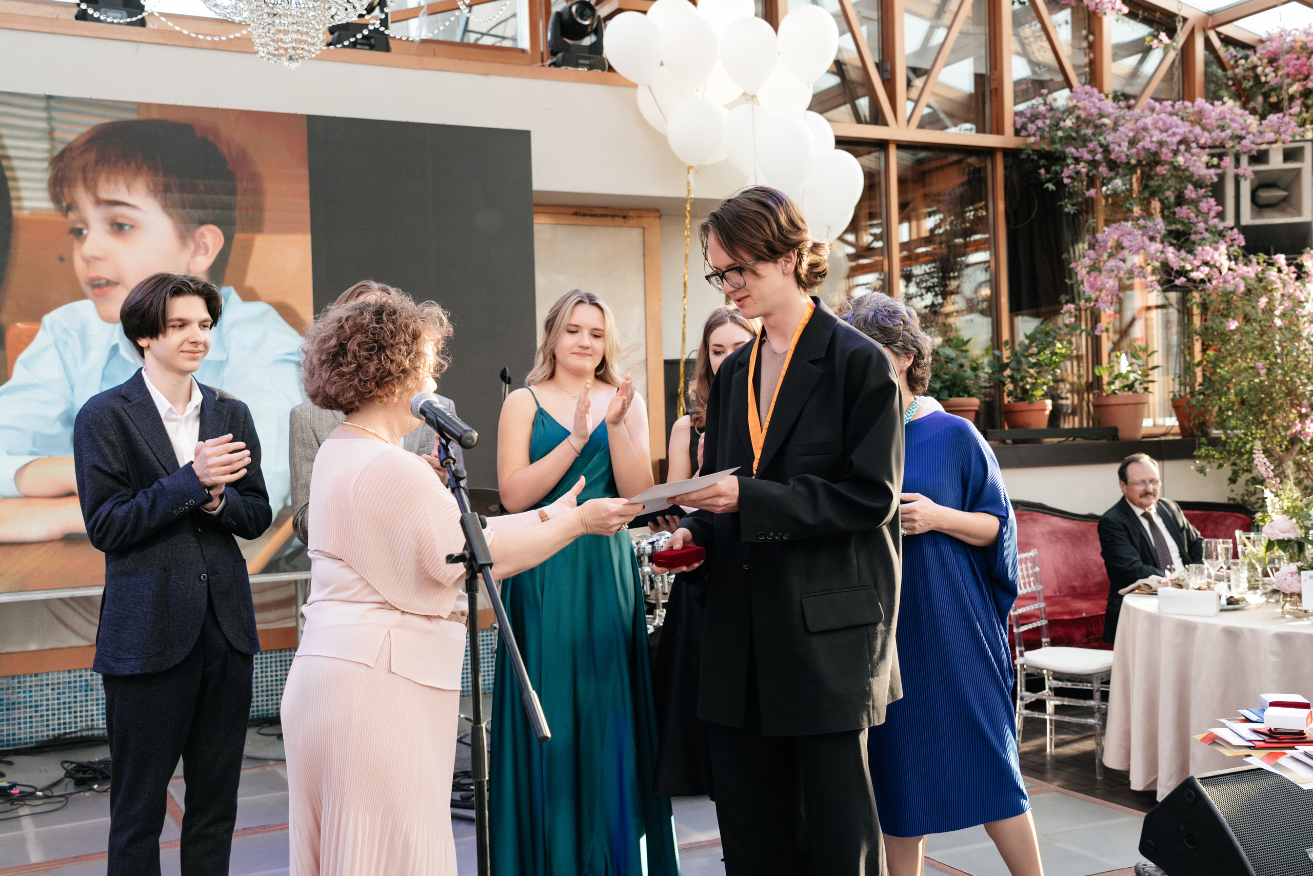 Выпускной 2023, репортаж. Свадебный фотограф Москва Александра Аверкова