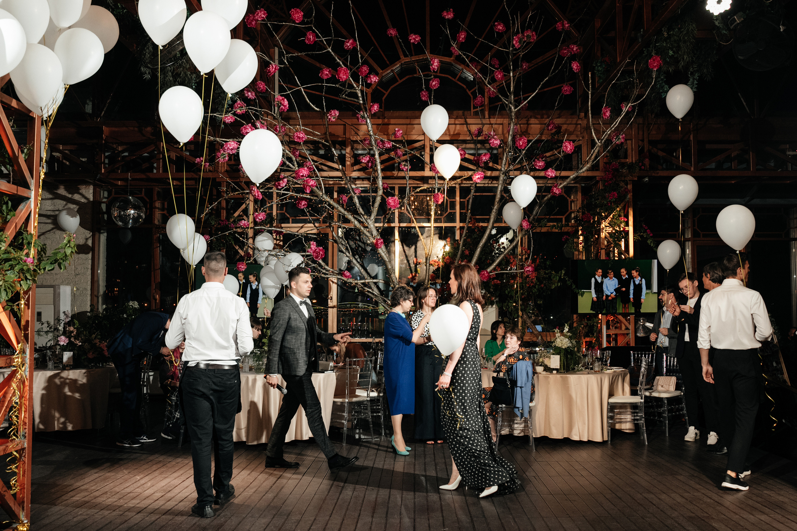 Выпускной 2023, репортаж. Свадебный фотограф Москва Александра Аверкова