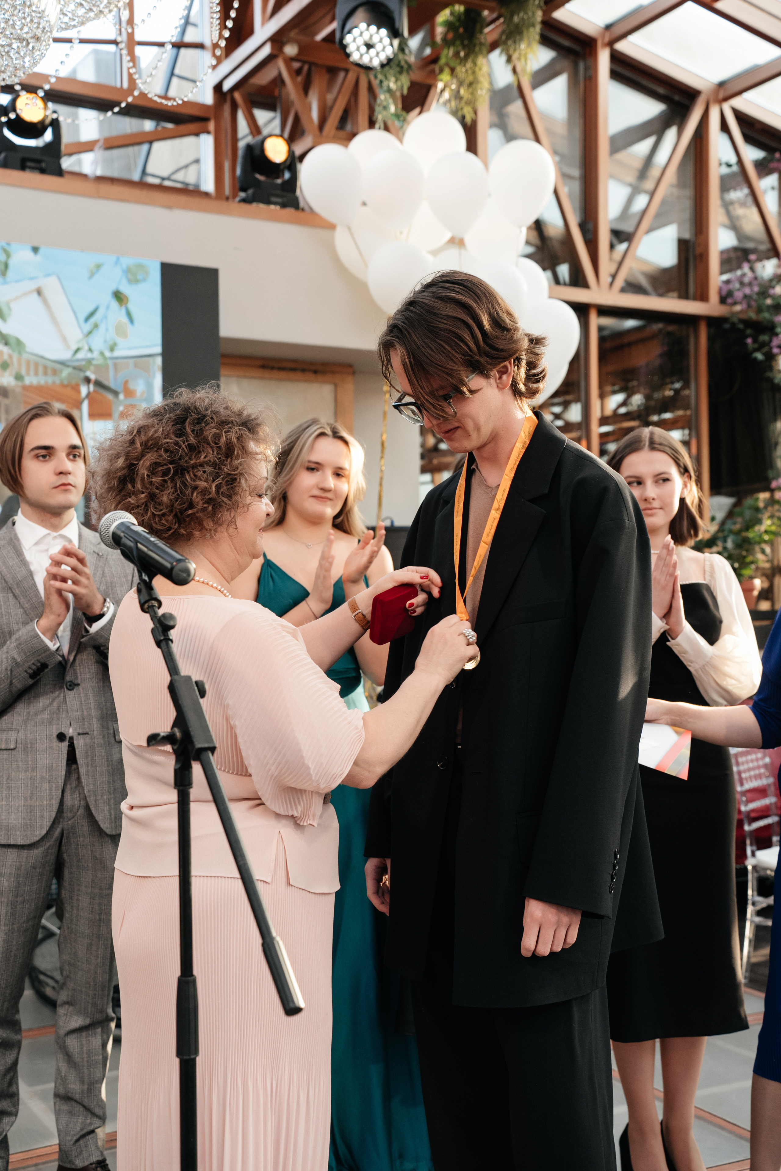 Выпускной 2023, репортаж. Свадебный фотограф Москва Александра Аверкова