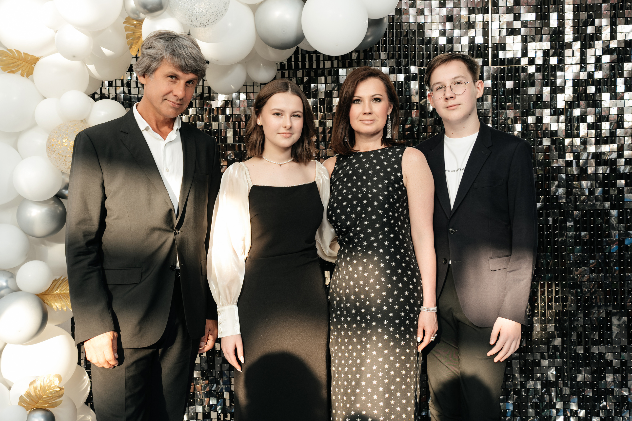 Выпускной 2023, репортаж. Свадебный фотограф Москва Александра Аверкова