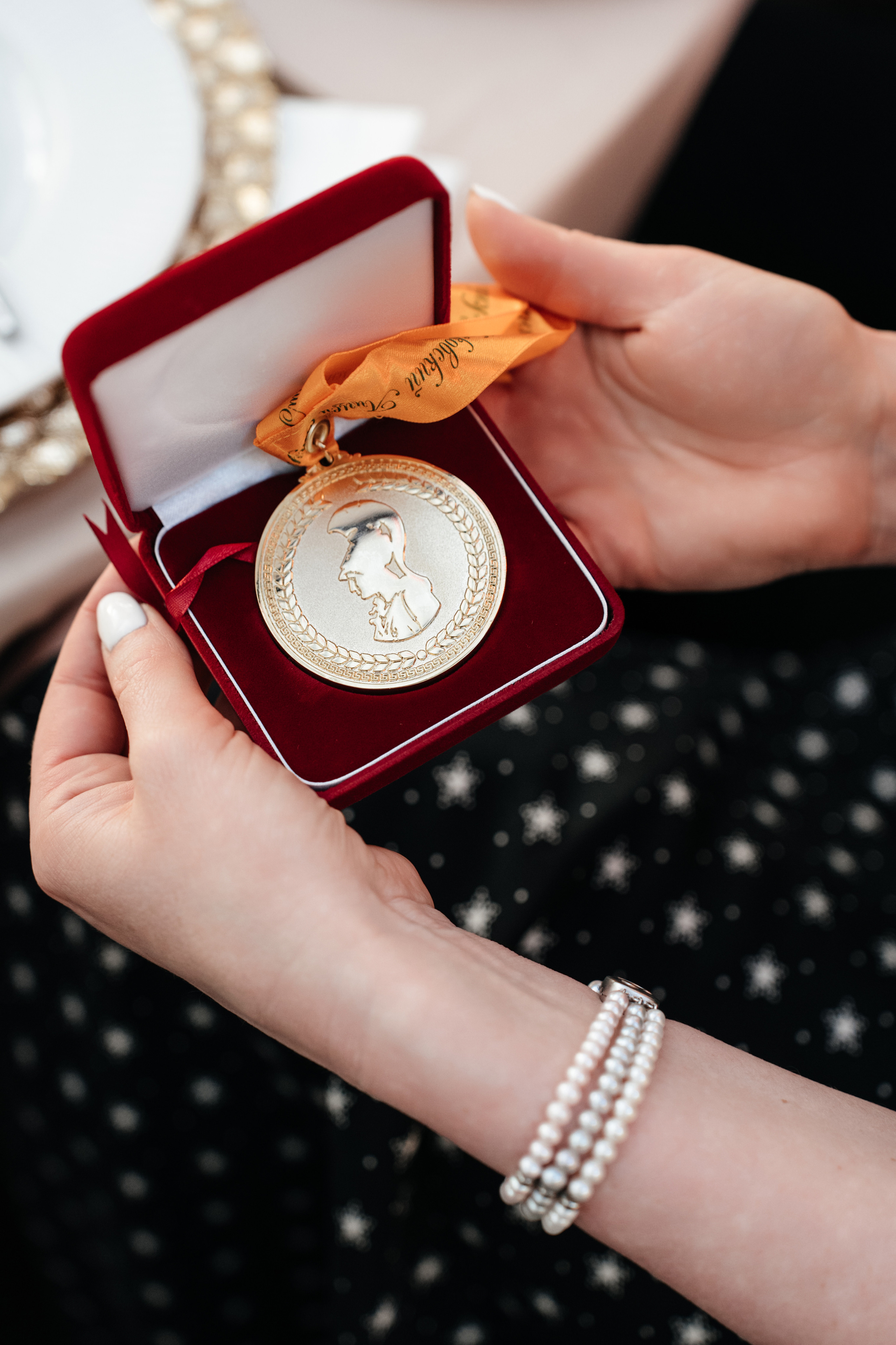 Выпускной 2023, репортаж. Свадебный фотограф Москва Александра Аверкова