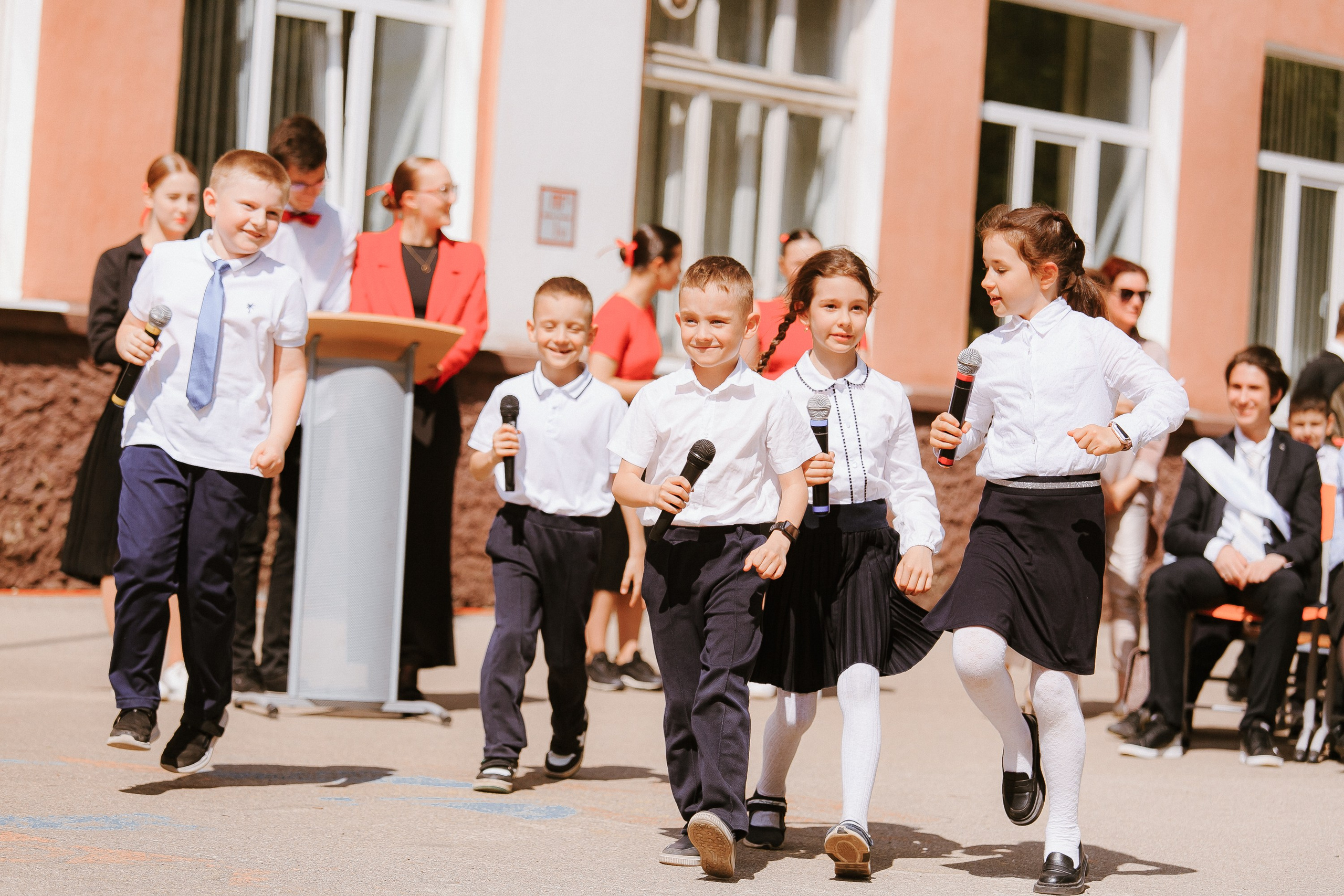 Портфолио фотографа на последний звонок. Свадебный и репортажный фотограф в Ярославле и Санкт-Петербурге Роман Микрюков