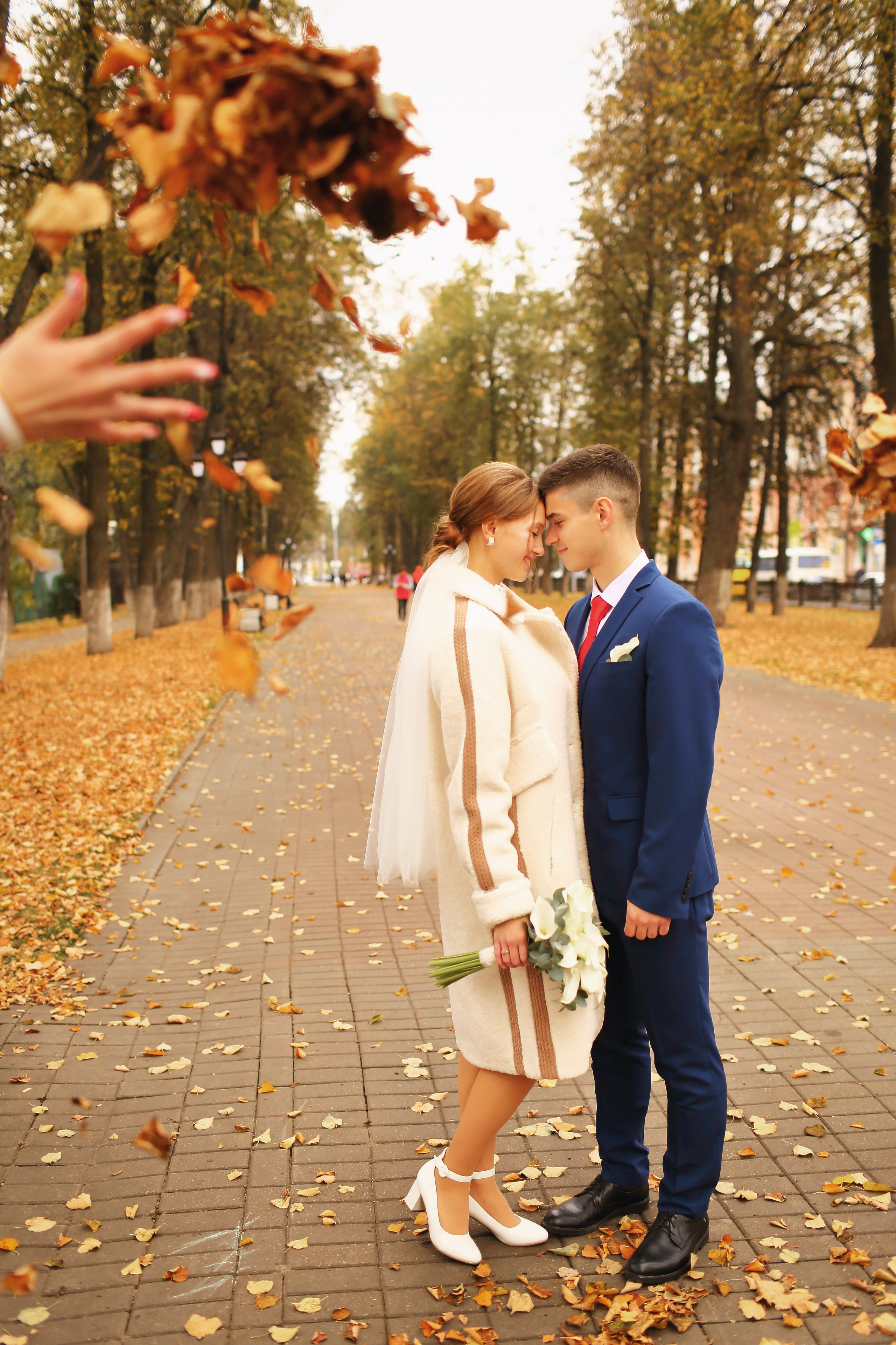 Съемка пары в осеннем городе и в студии. Свадебный и репортажный фотограф в Ярославле и Санкт-Петербурге Роман Микрюков