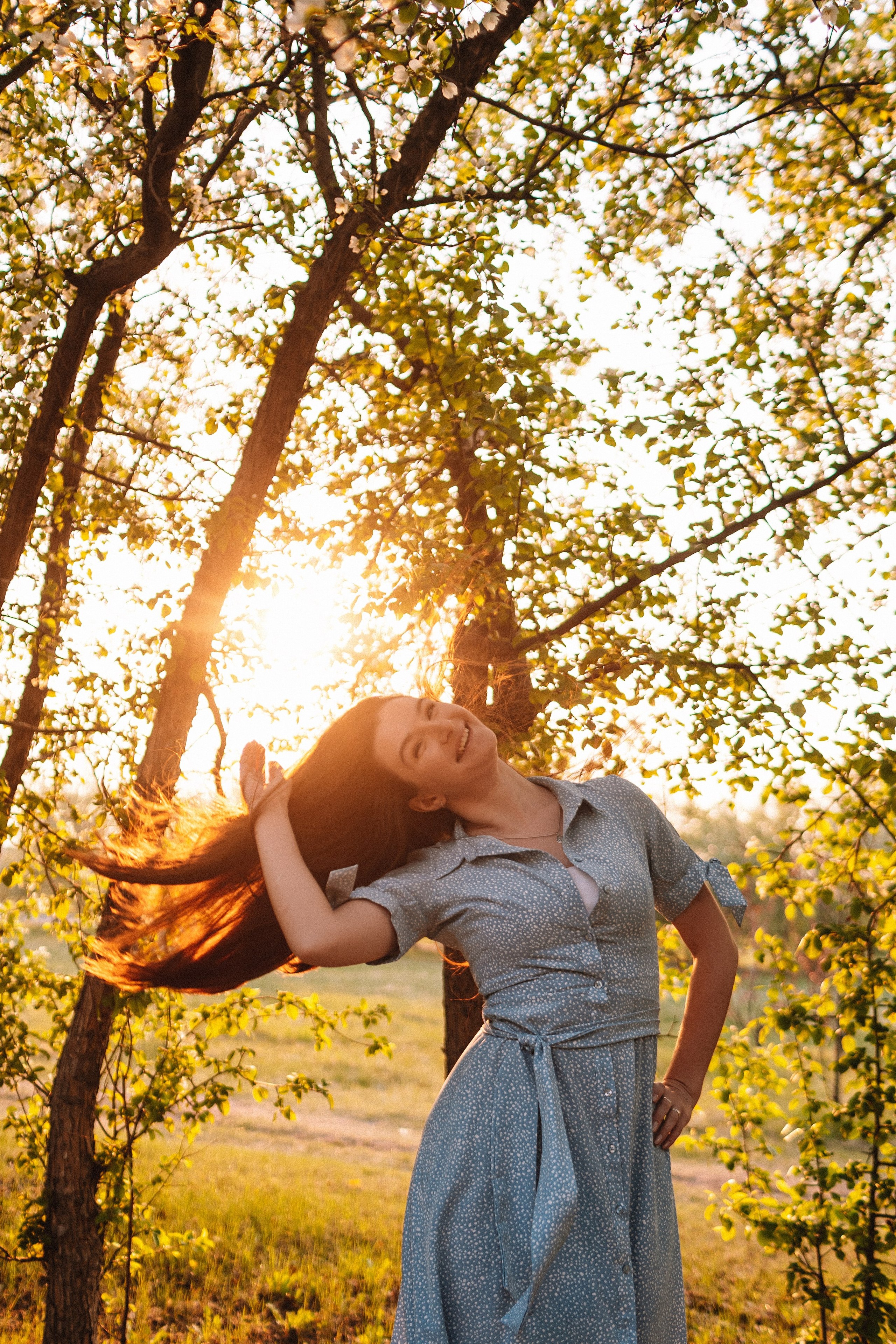 Яблони. Семейный фотограф Тюмень, фотограф на роды Салмина Мария